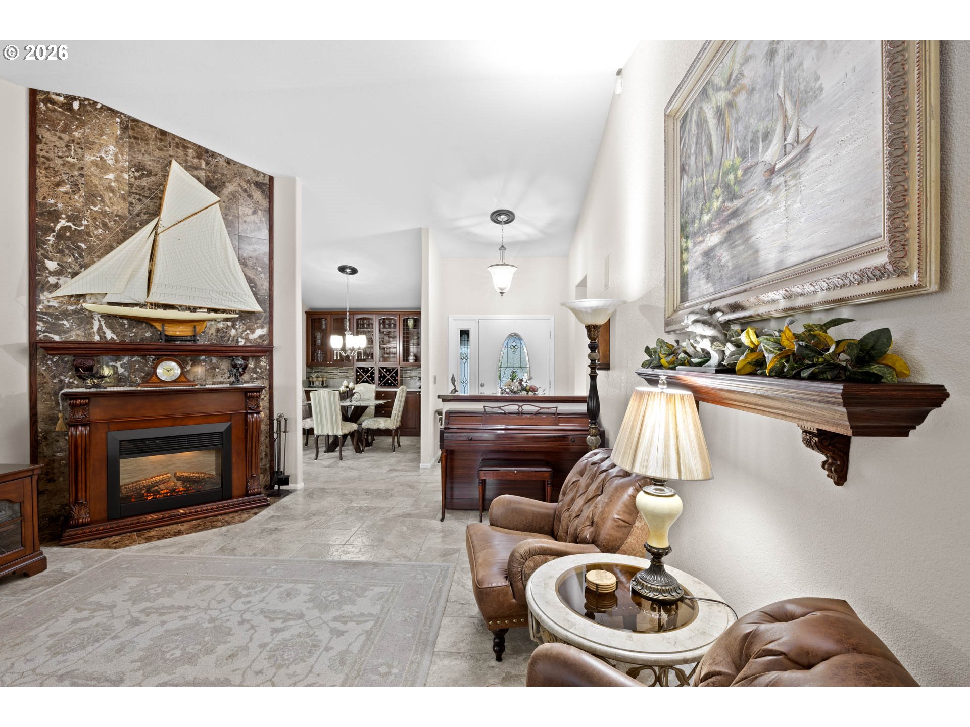 237 CAMBRIDGE DR