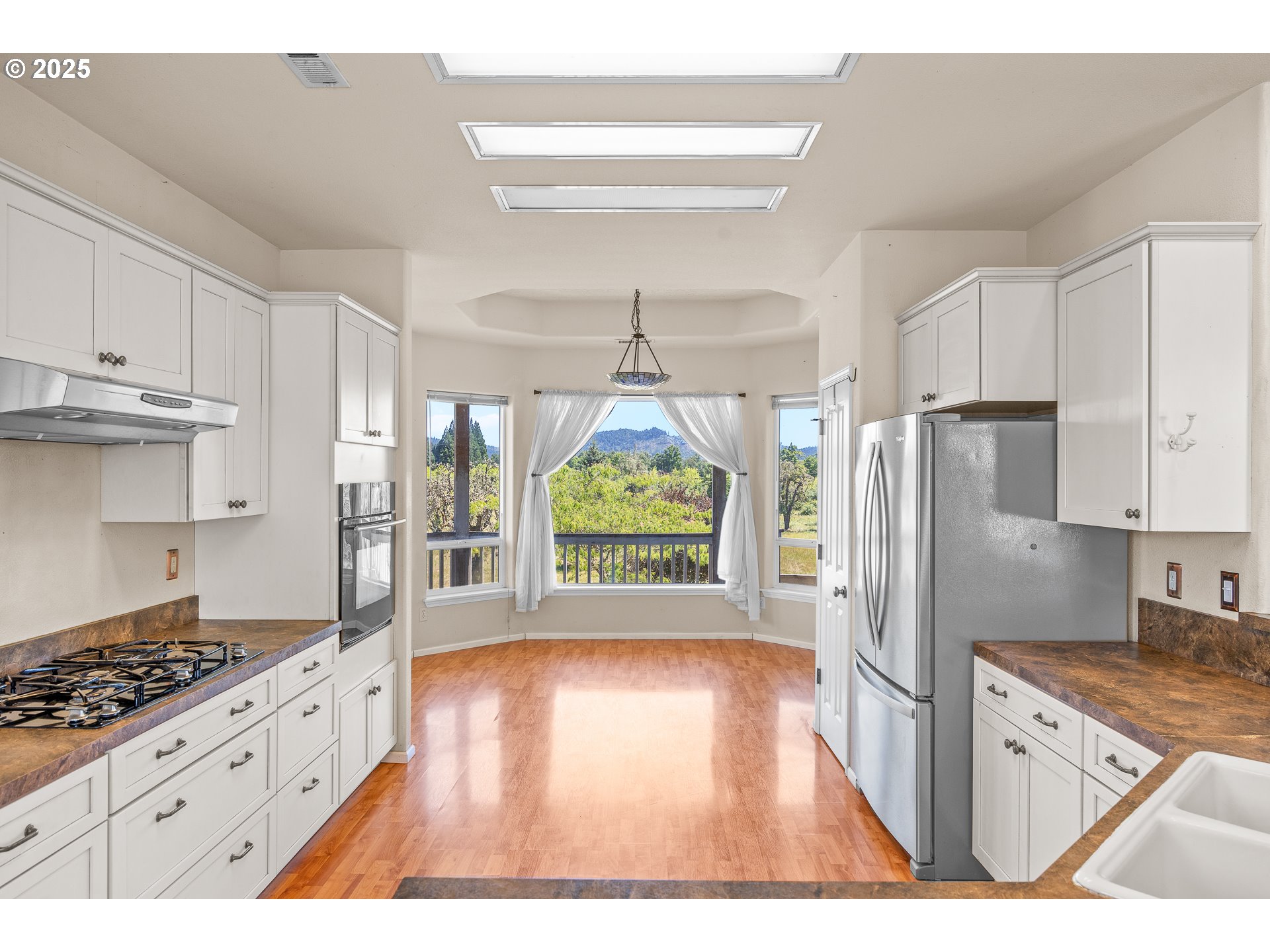 360 CAPITAL LN