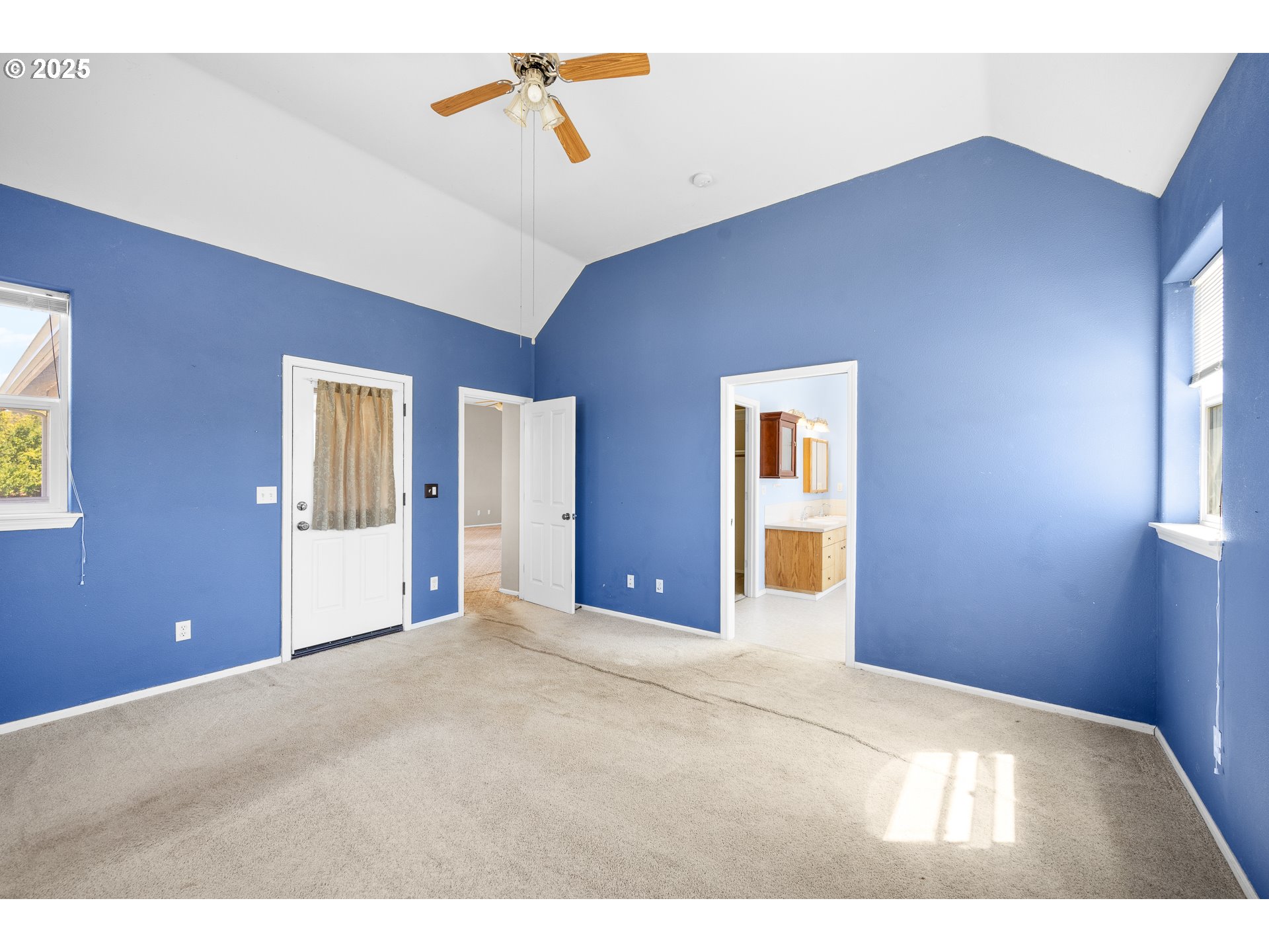 360 CAPITAL LN