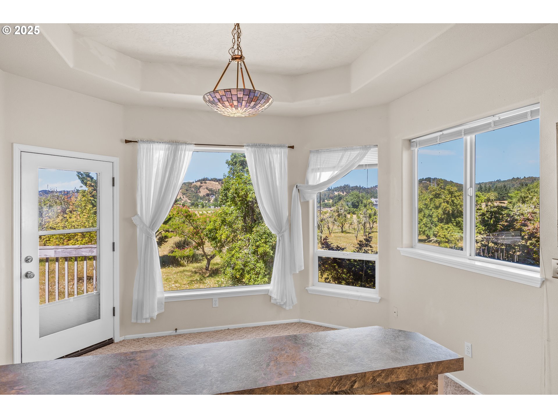 360 CAPITAL LN
