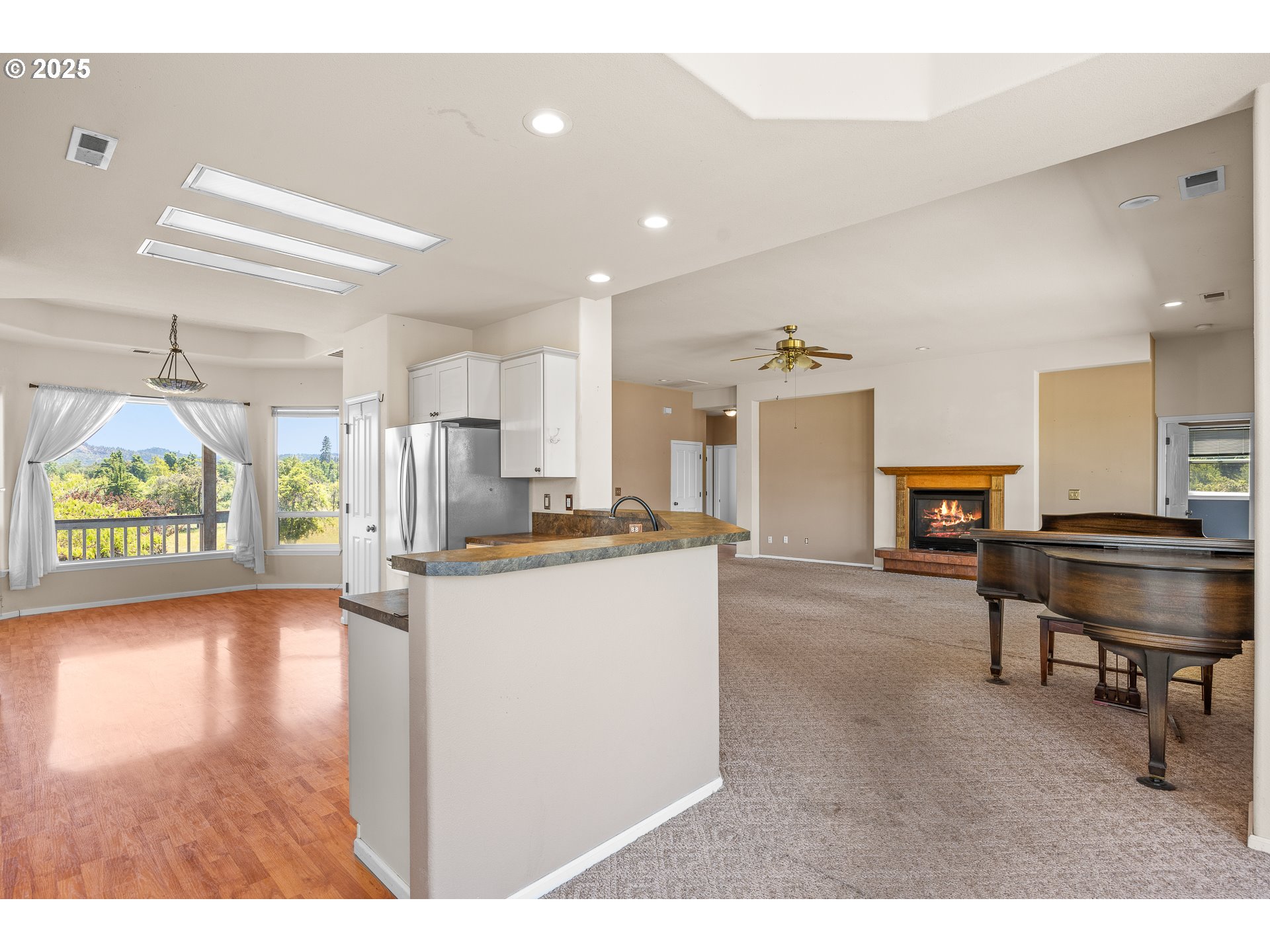 360 CAPITAL LN