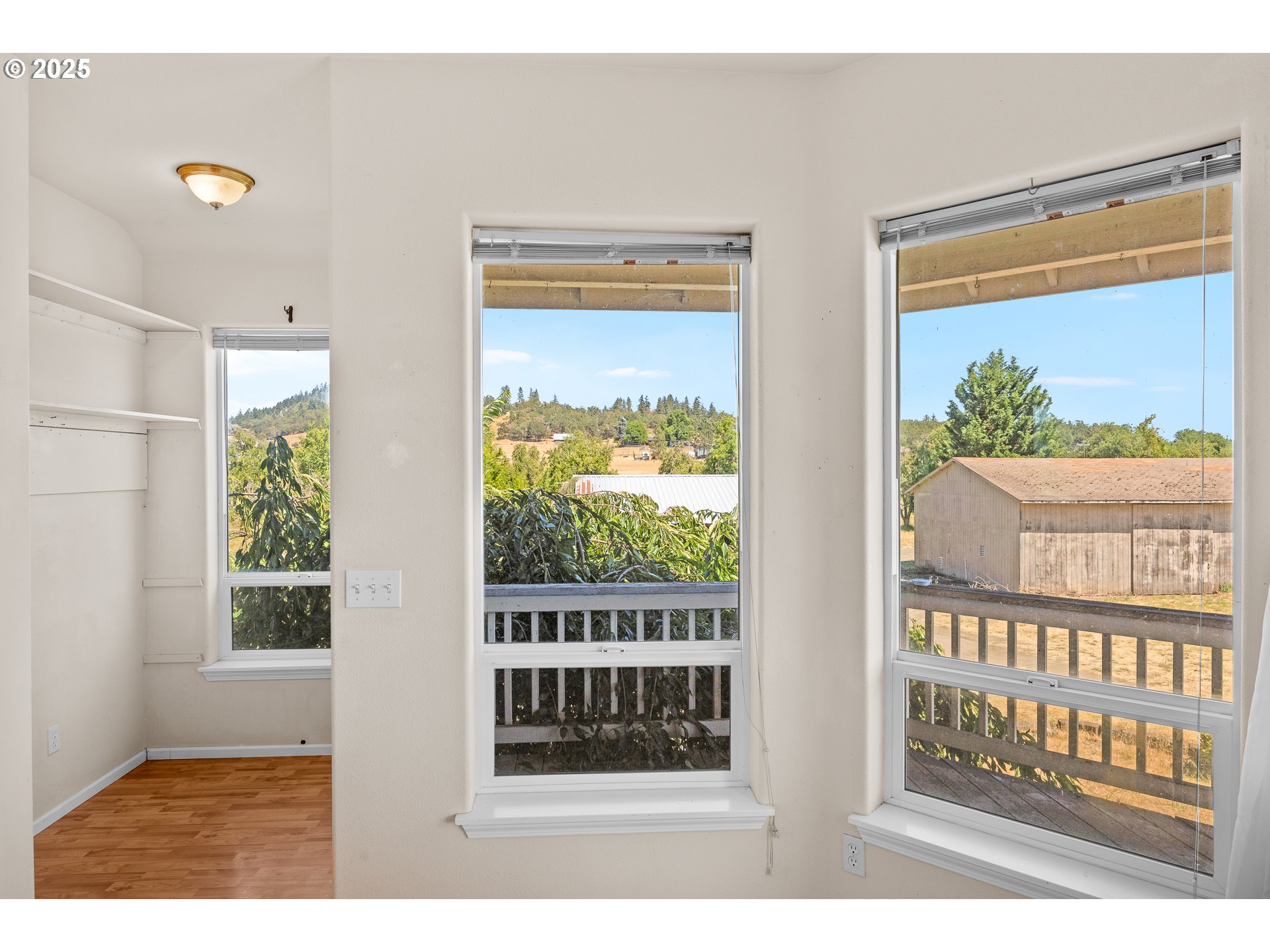 360 CAPITAL LN