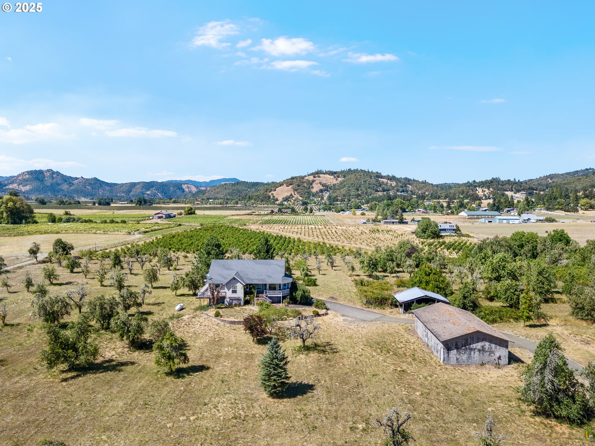 360 CAPITAL LN