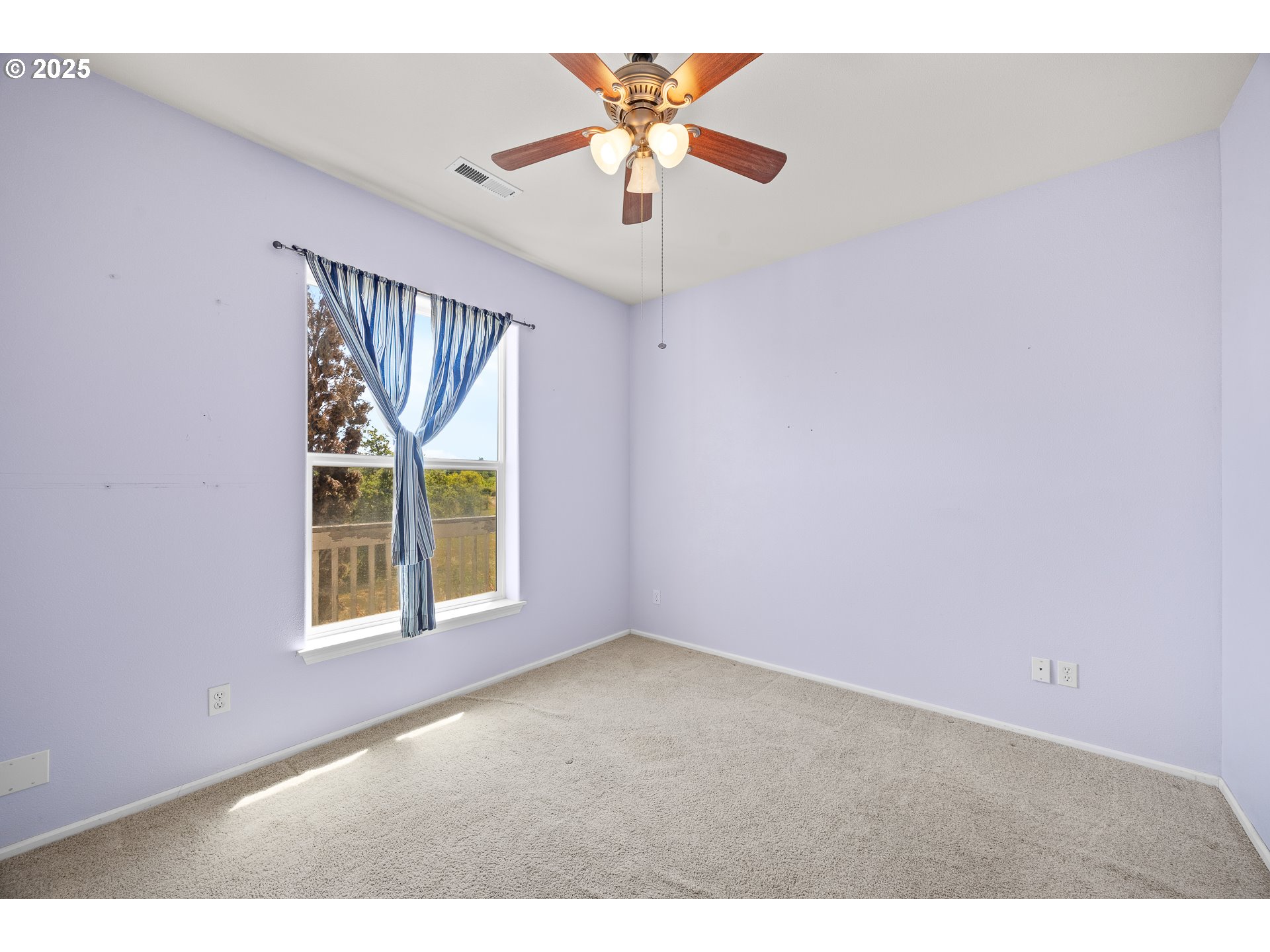 360 CAPITAL LN