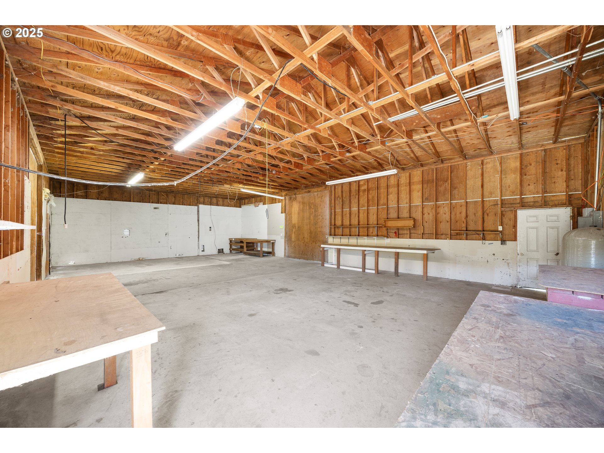 360 CAPITAL LN