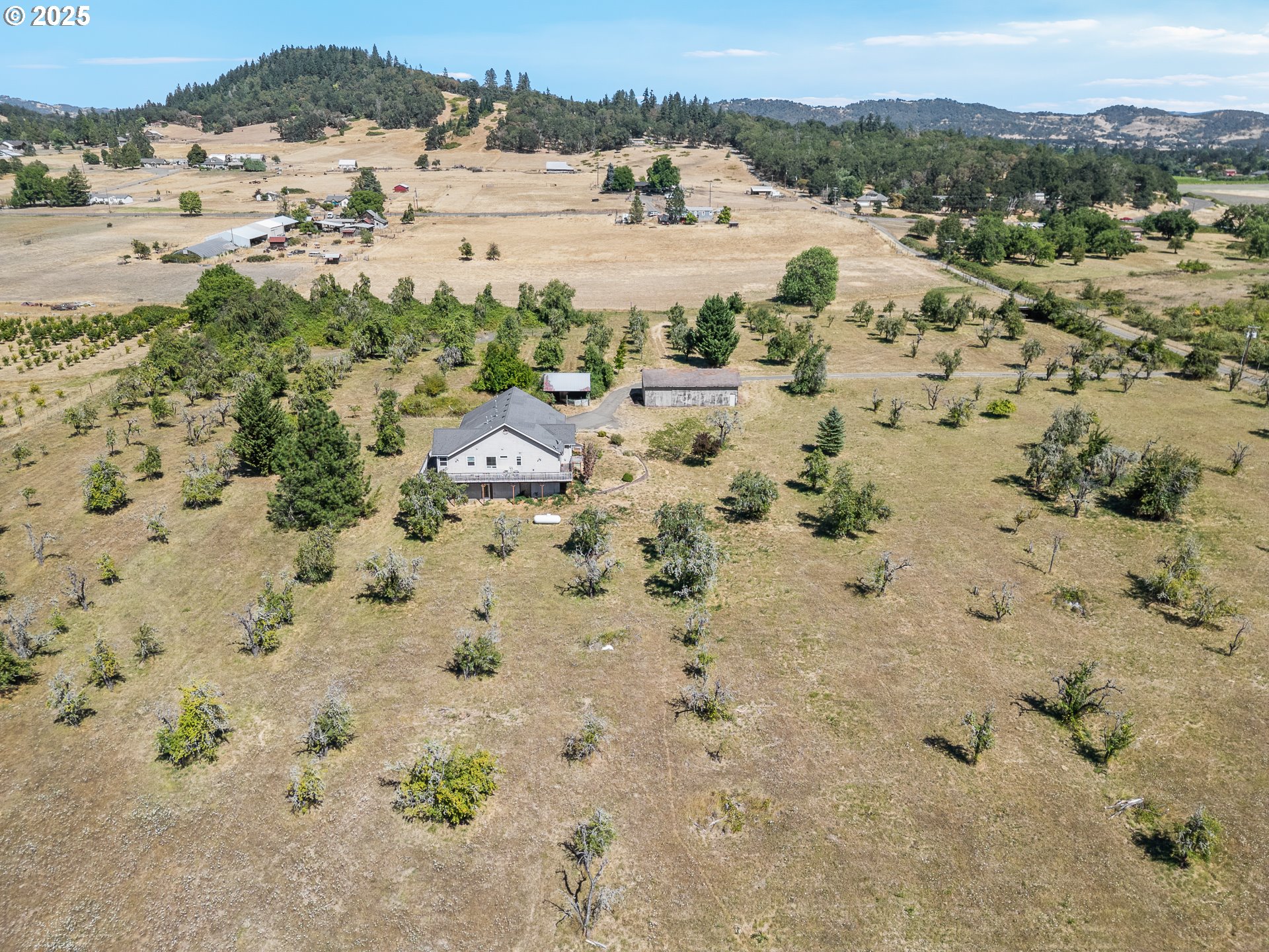 360 CAPITAL LN