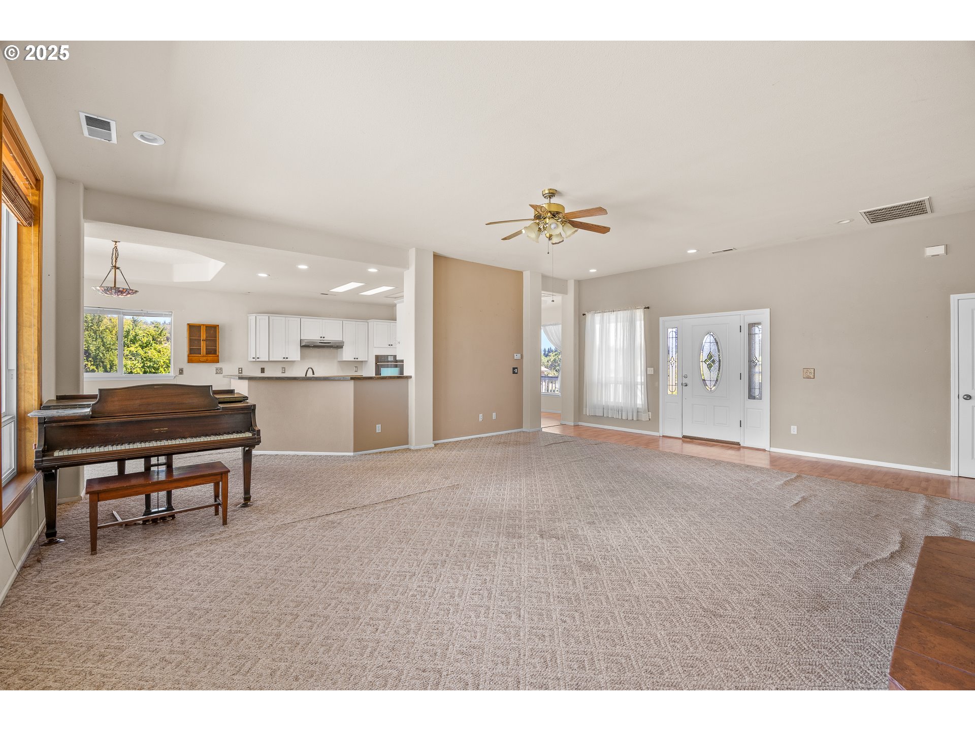 360 CAPITAL LN