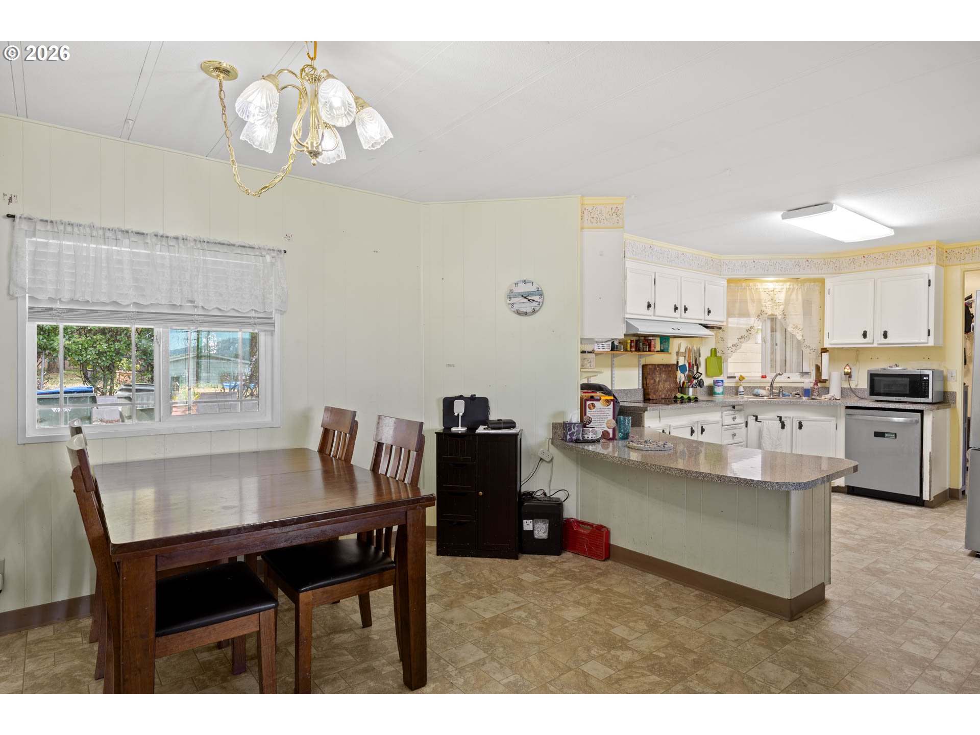 159 NW KRISTEN CT