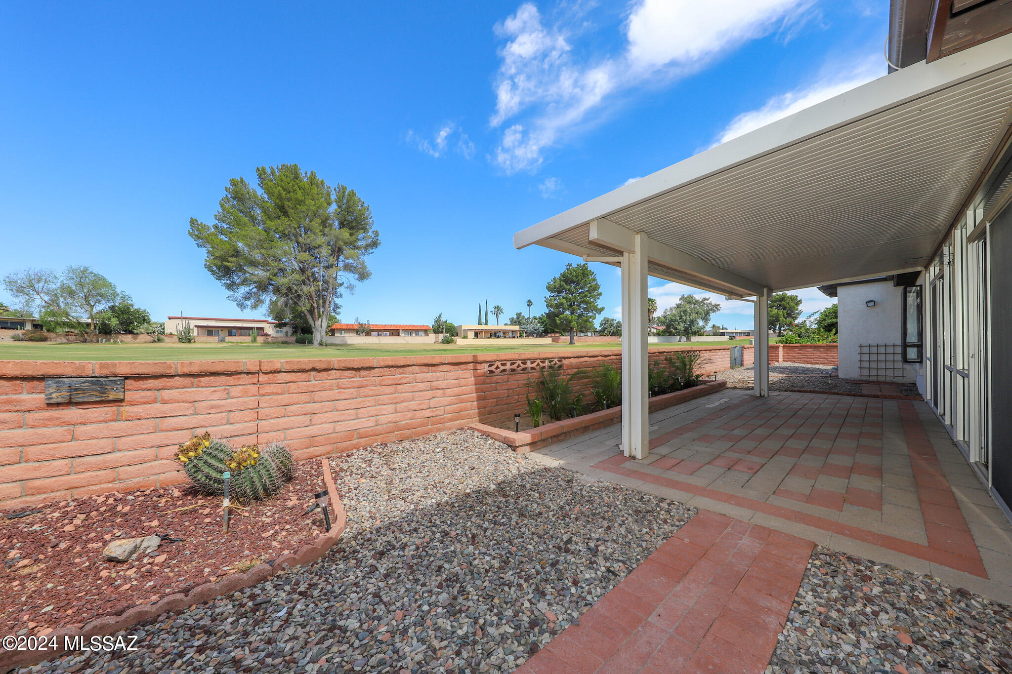 1301 N Paseo Del Cervato