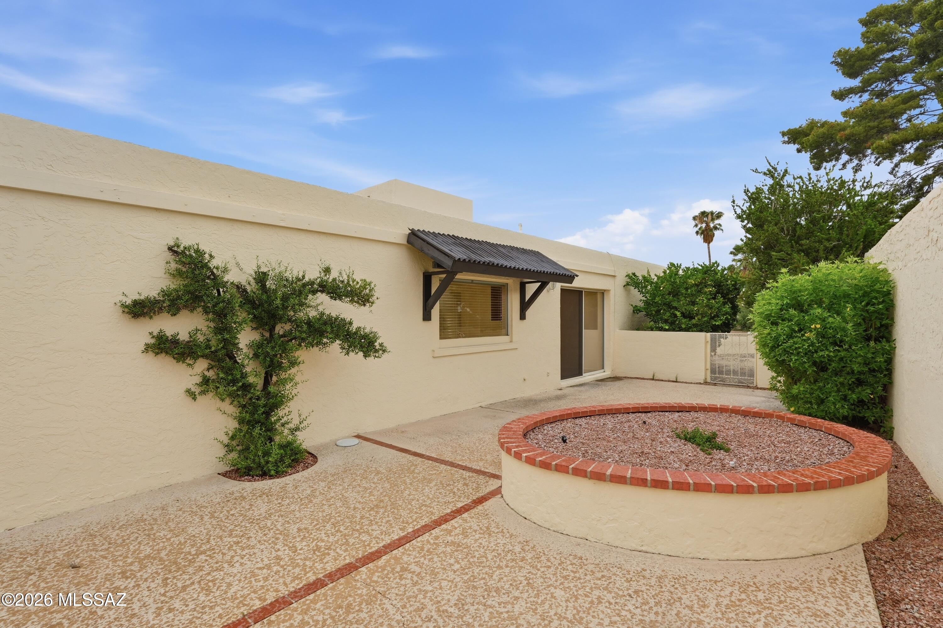7912 N Casas Cameo