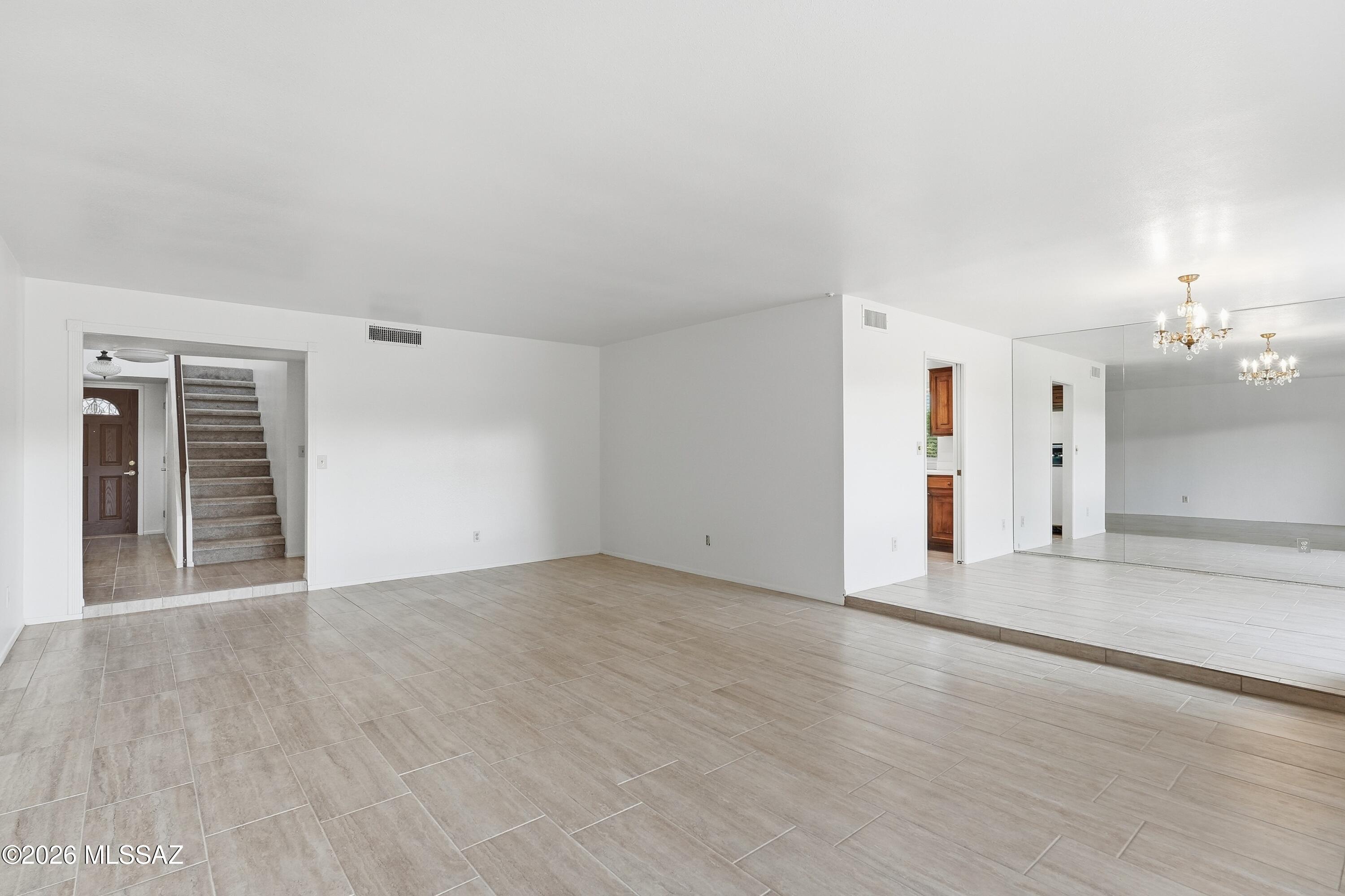 7912 N Casas Cameo