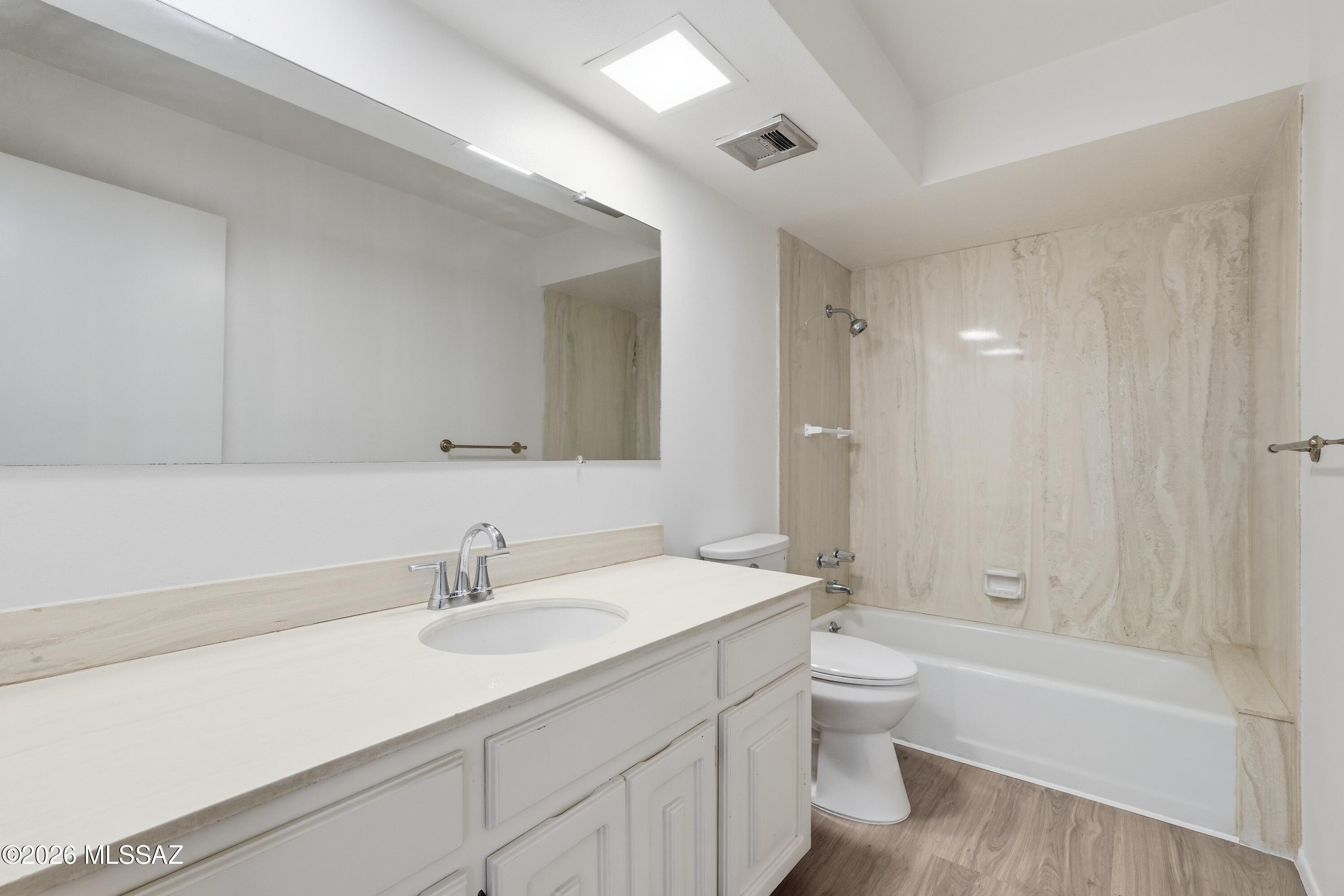 7912 N Casas Cameo