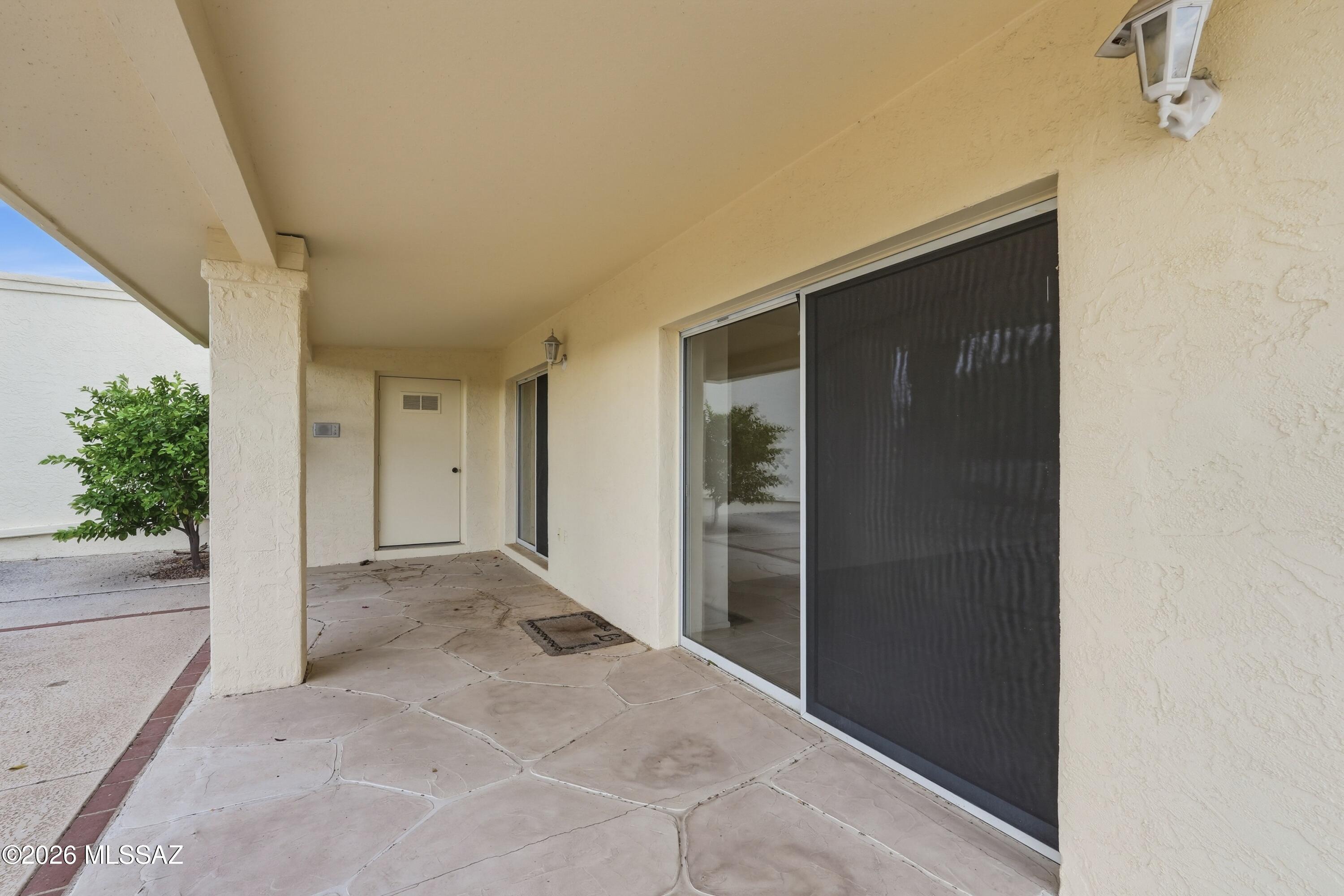 7912 N Casas Cameo
