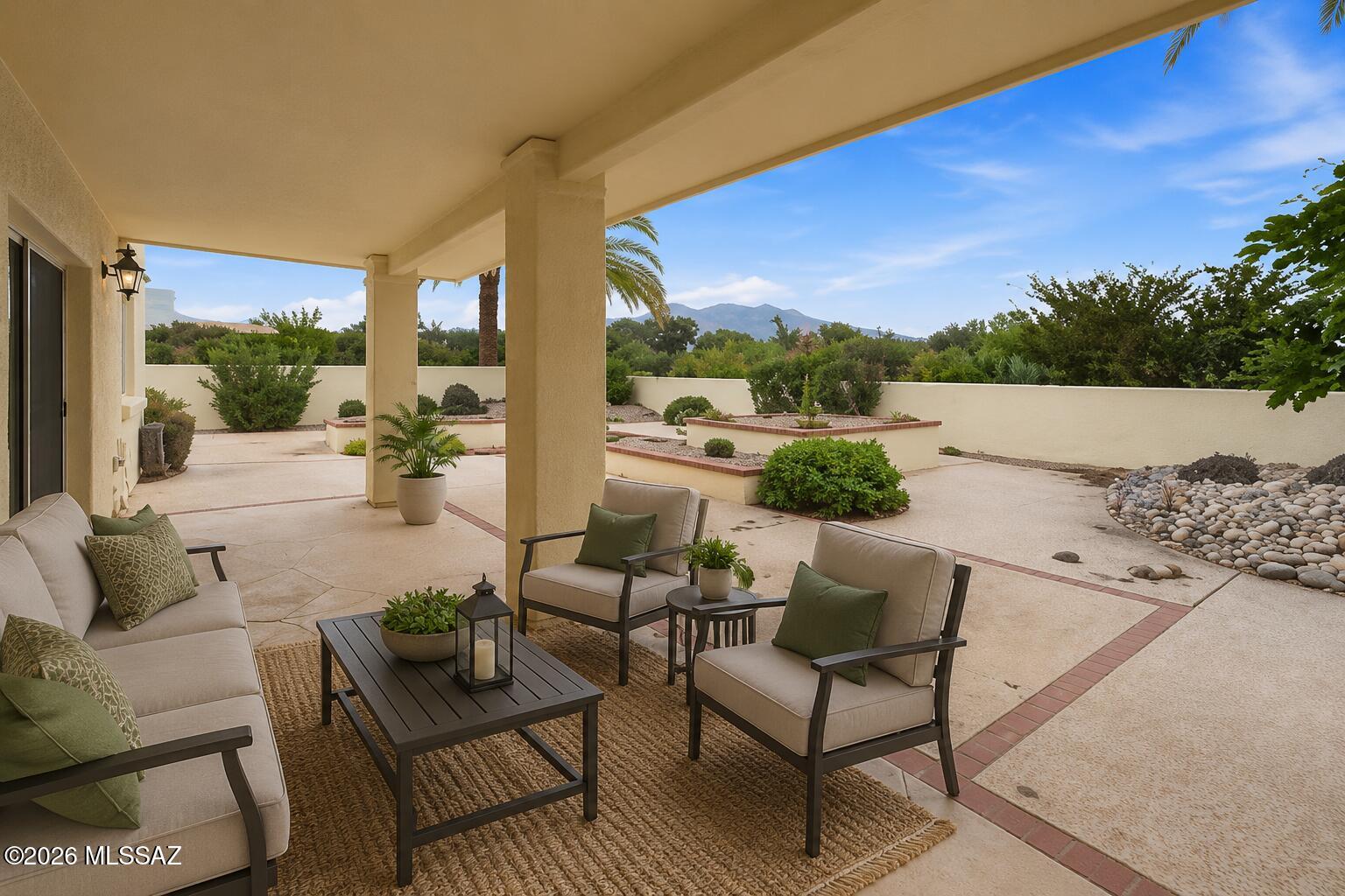 7912 N Casas Cameo