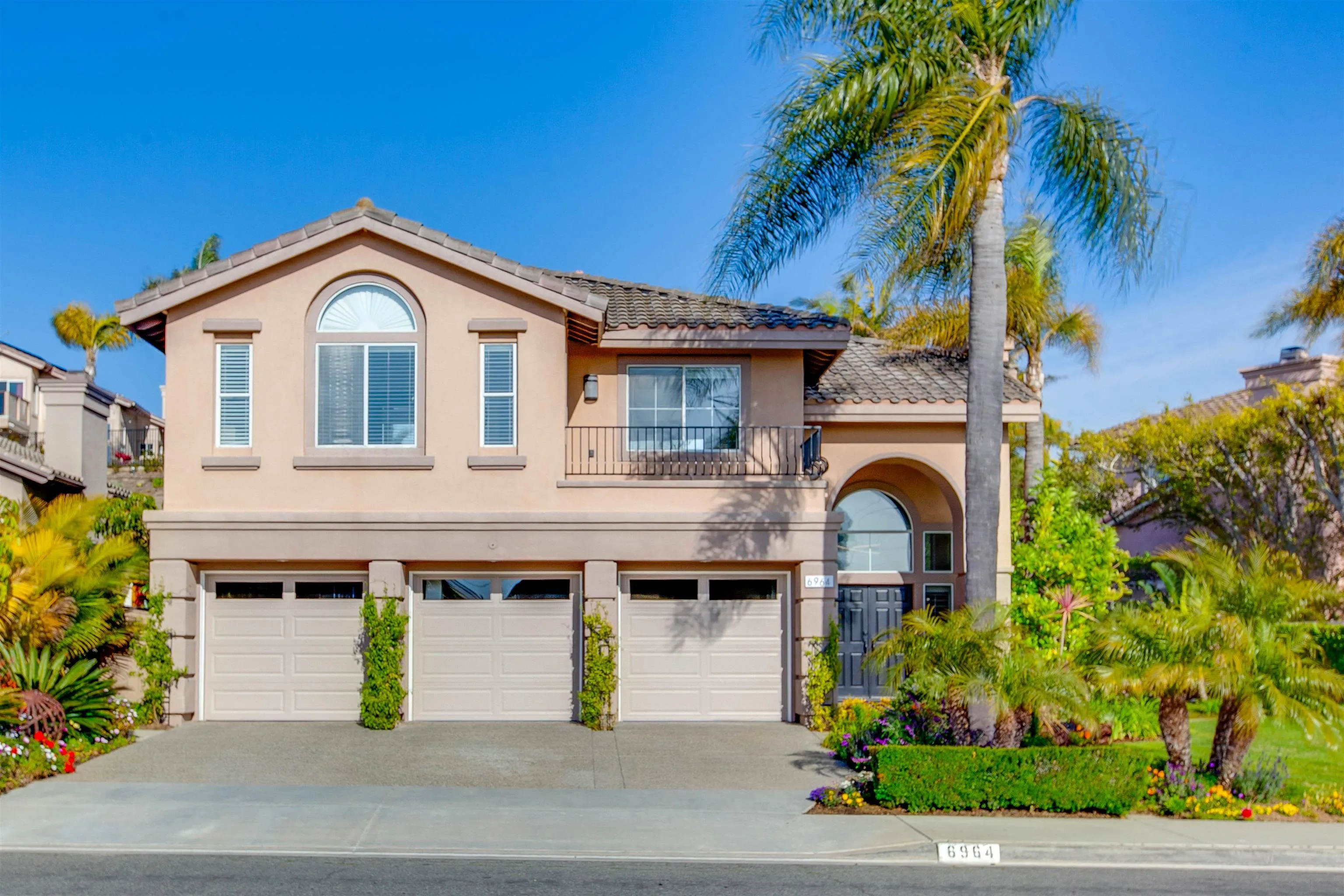 6964 Blue Orchid Ln