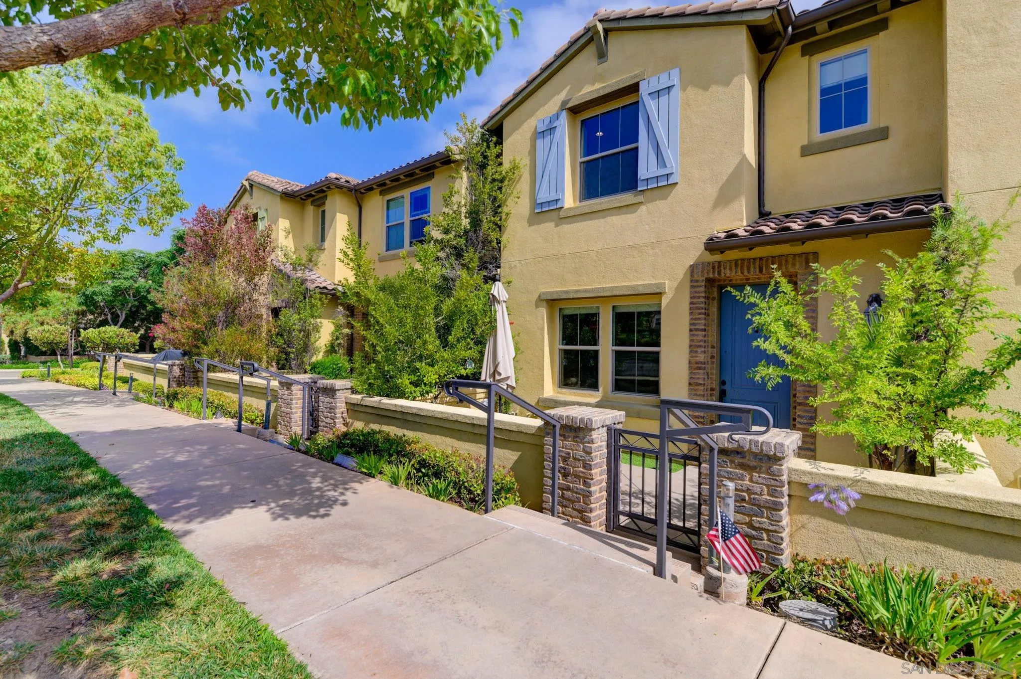 15923 Parkview Loop