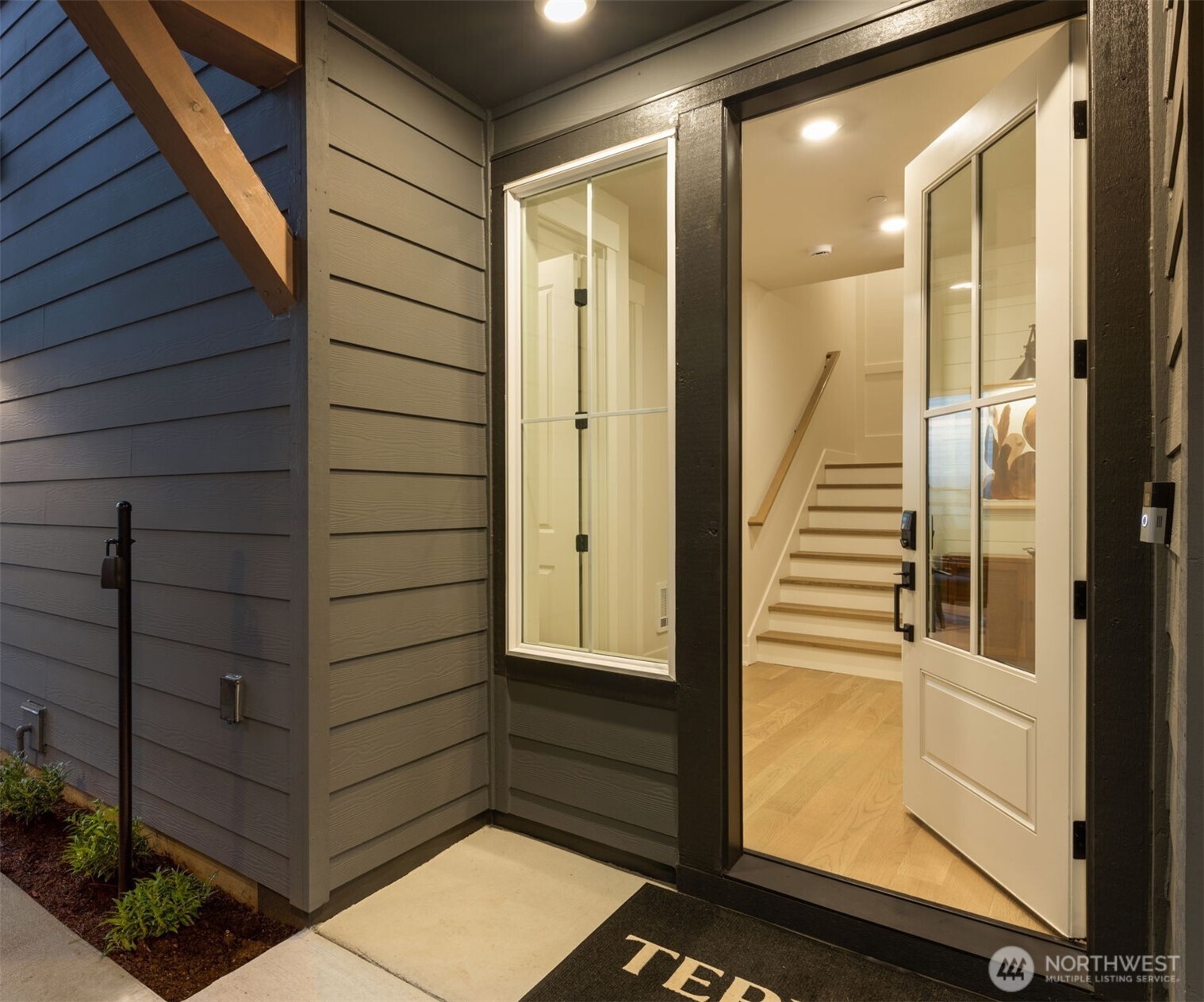 14332 148th Place NE Unit: 25