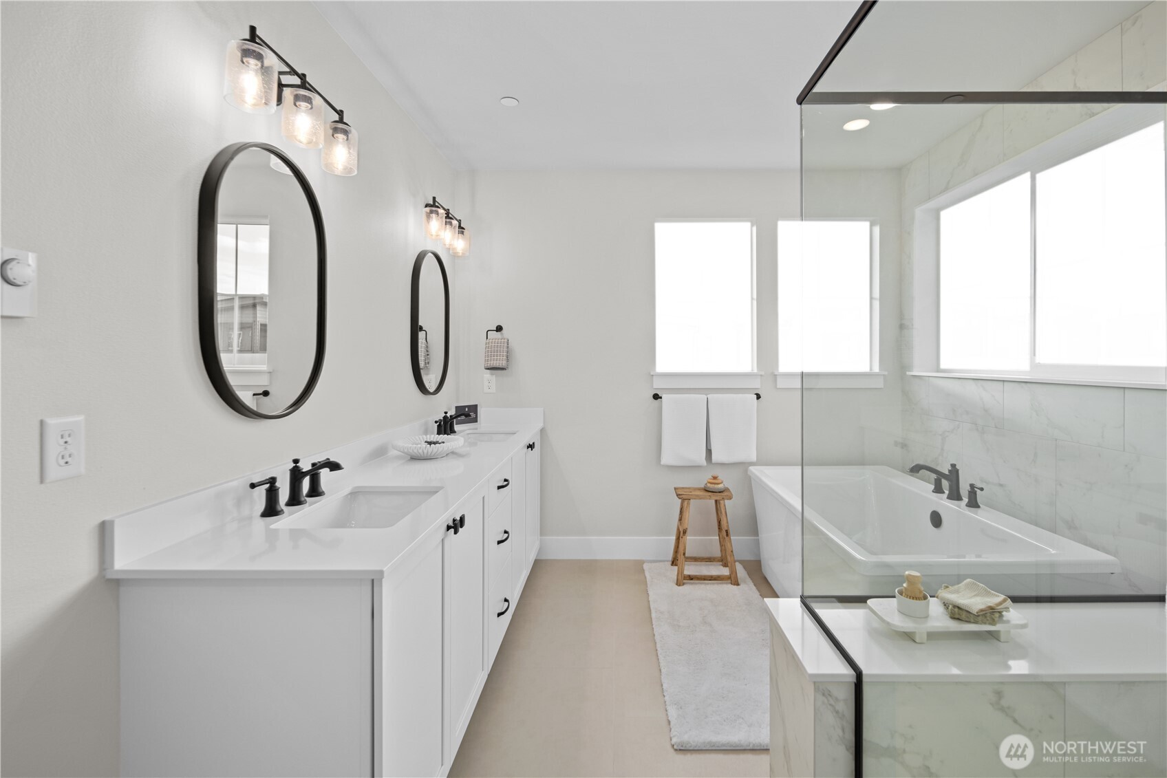 14332 148th Place NE Unit: 25