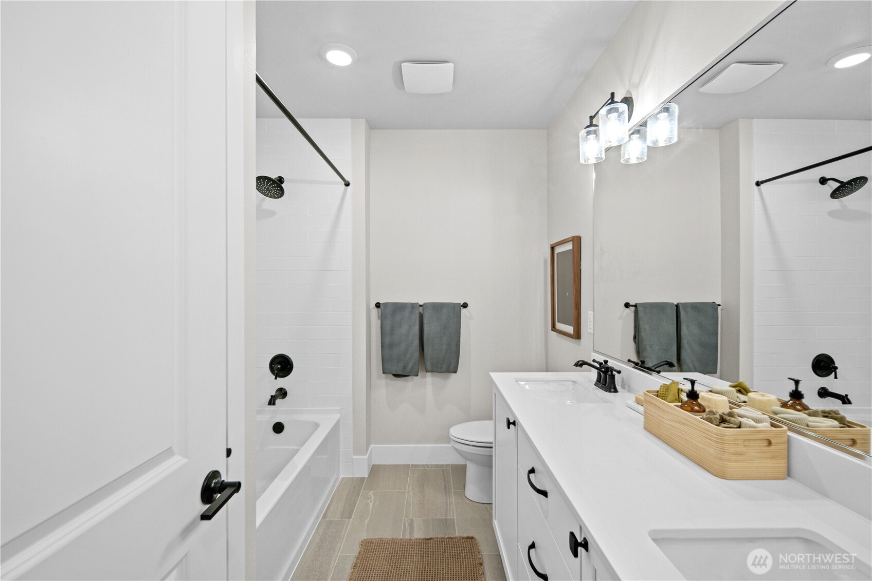 14332 148th Place NE Unit: 25