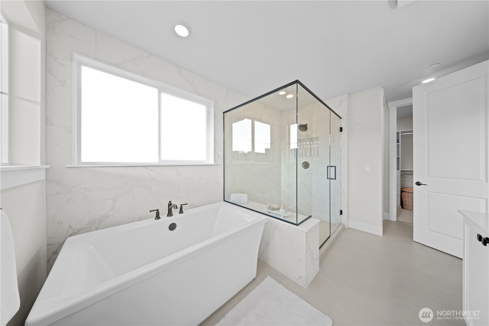 14320 148th Place NE Unit: 27