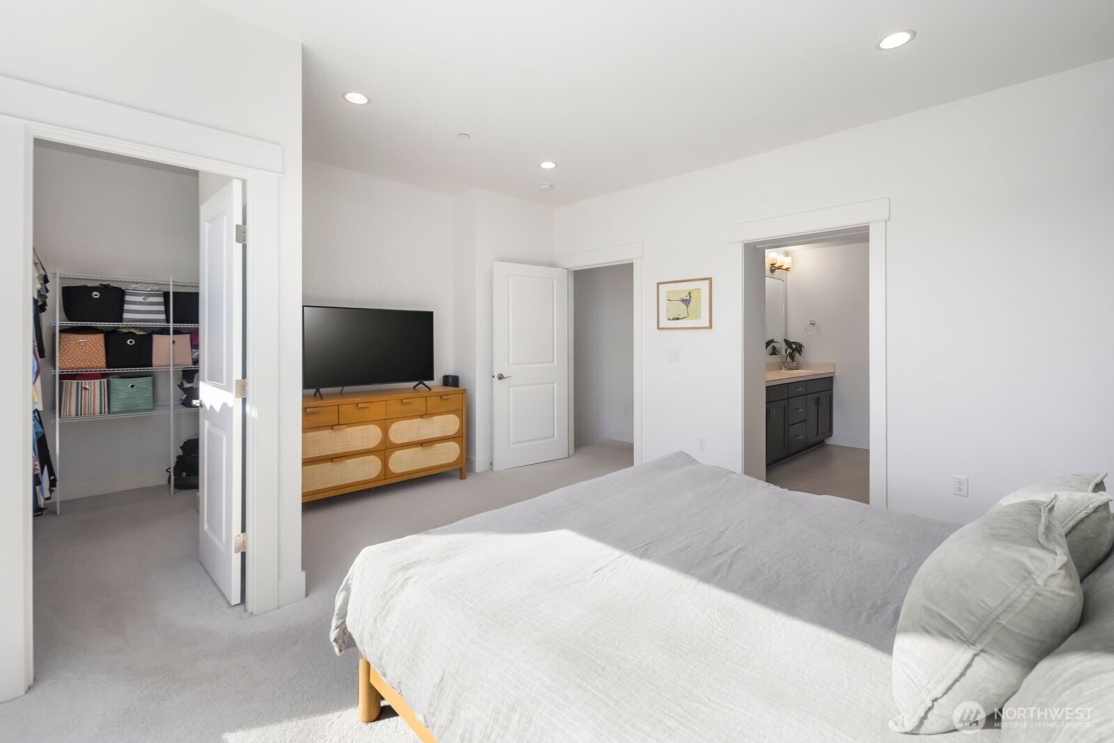 26602 NE Big Rock Rd Unit: 104