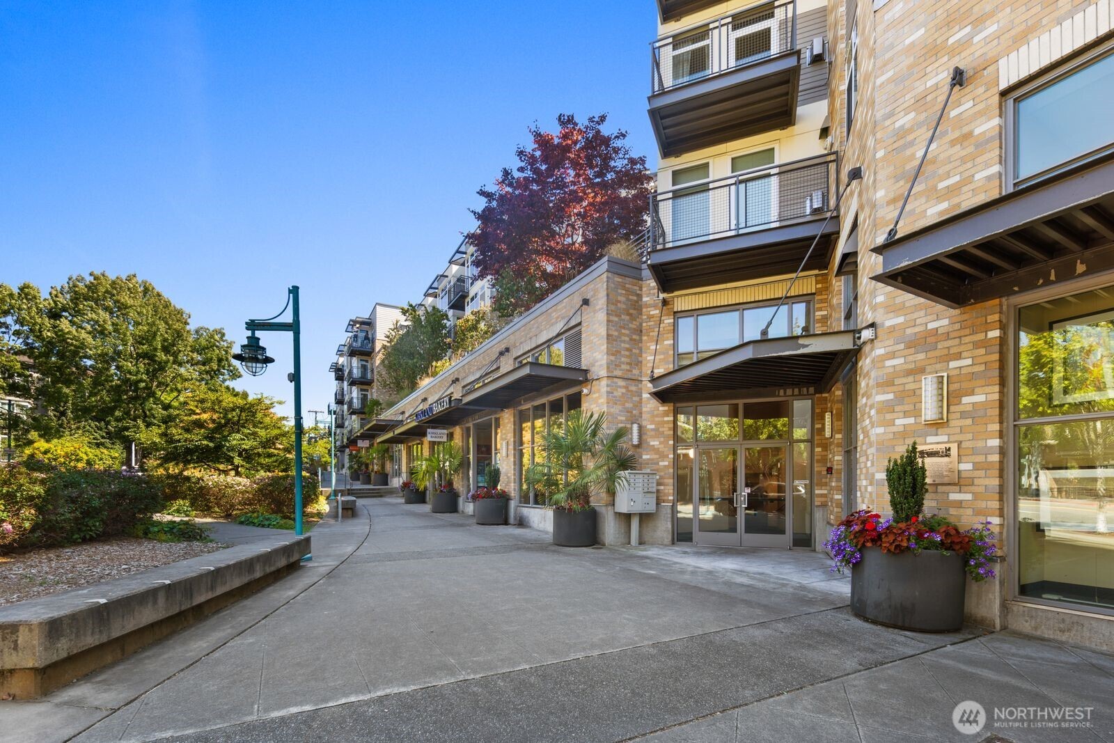211 Kirkland Ave Unit: 223