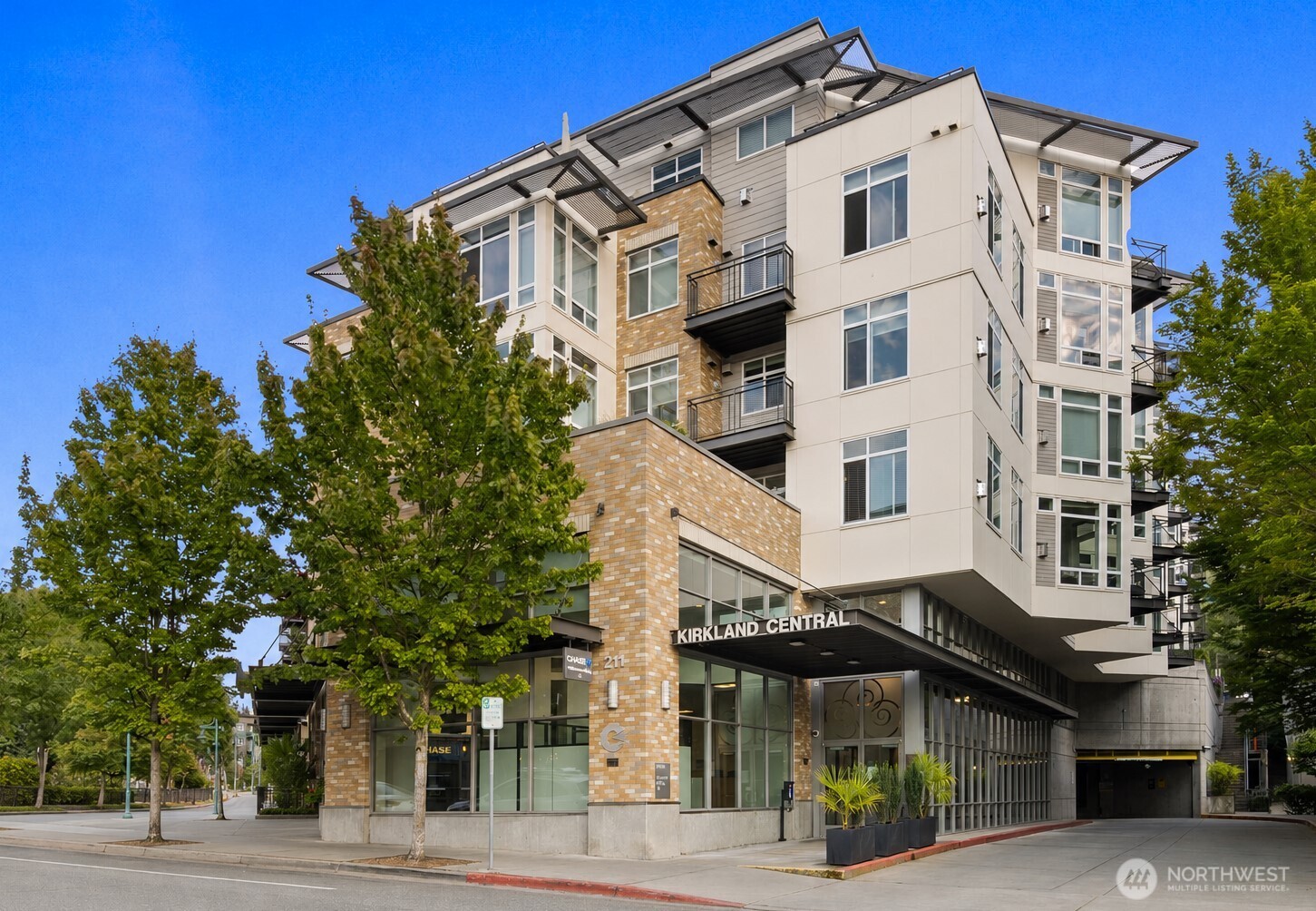 211 Kirkland Ave Unit: 223