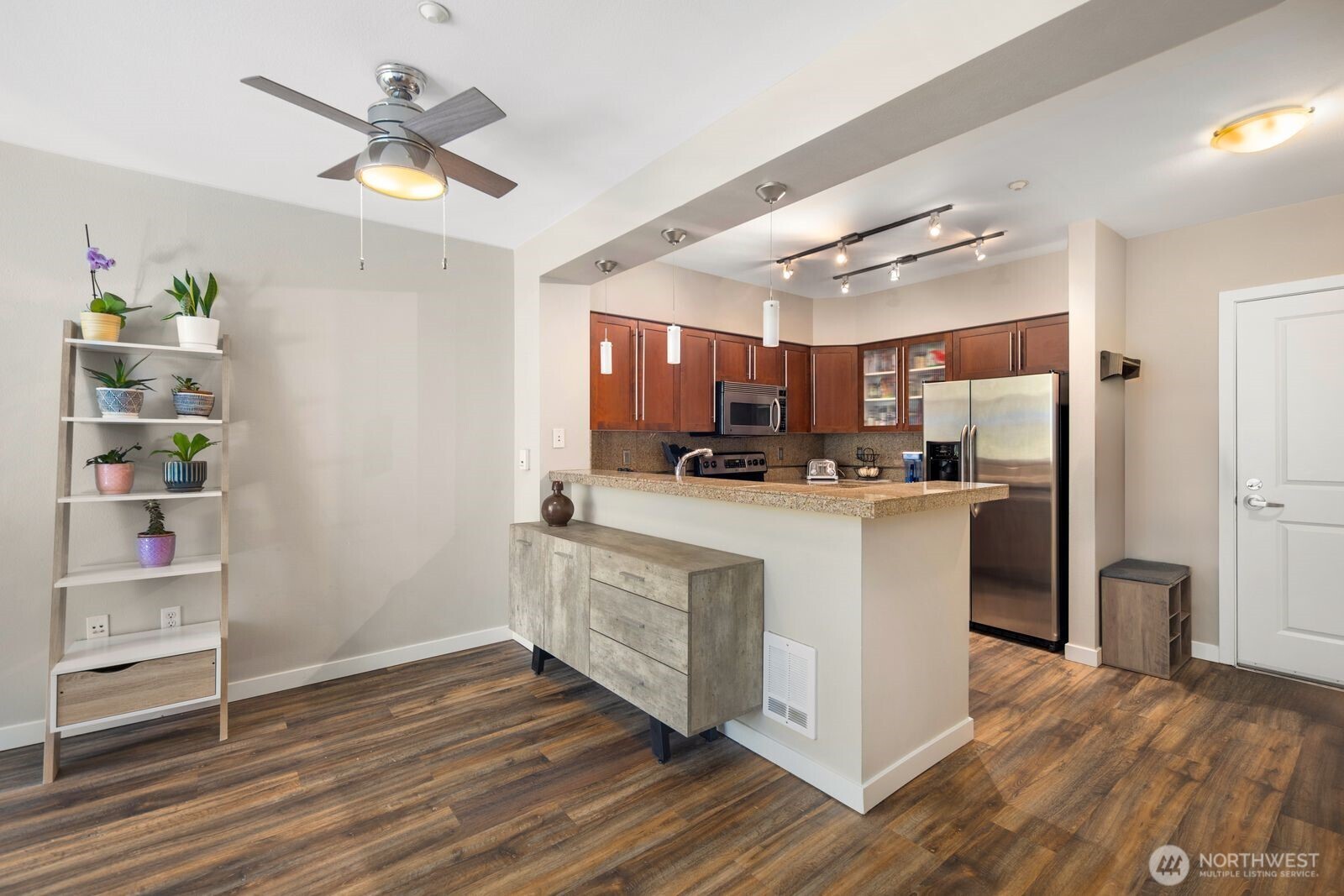 211 Kirkland Ave Unit: 223