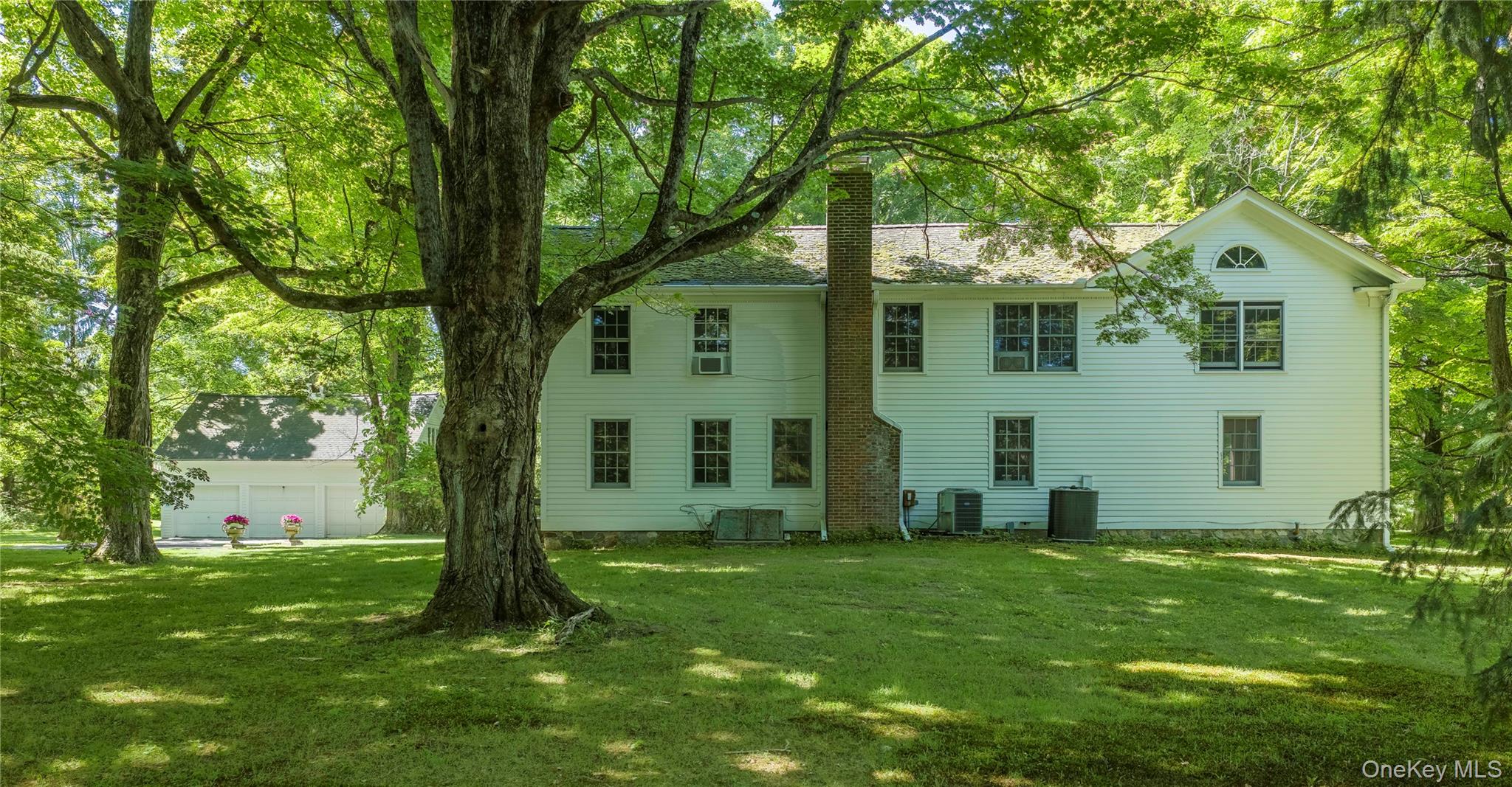 64 S Quaker Hill Road