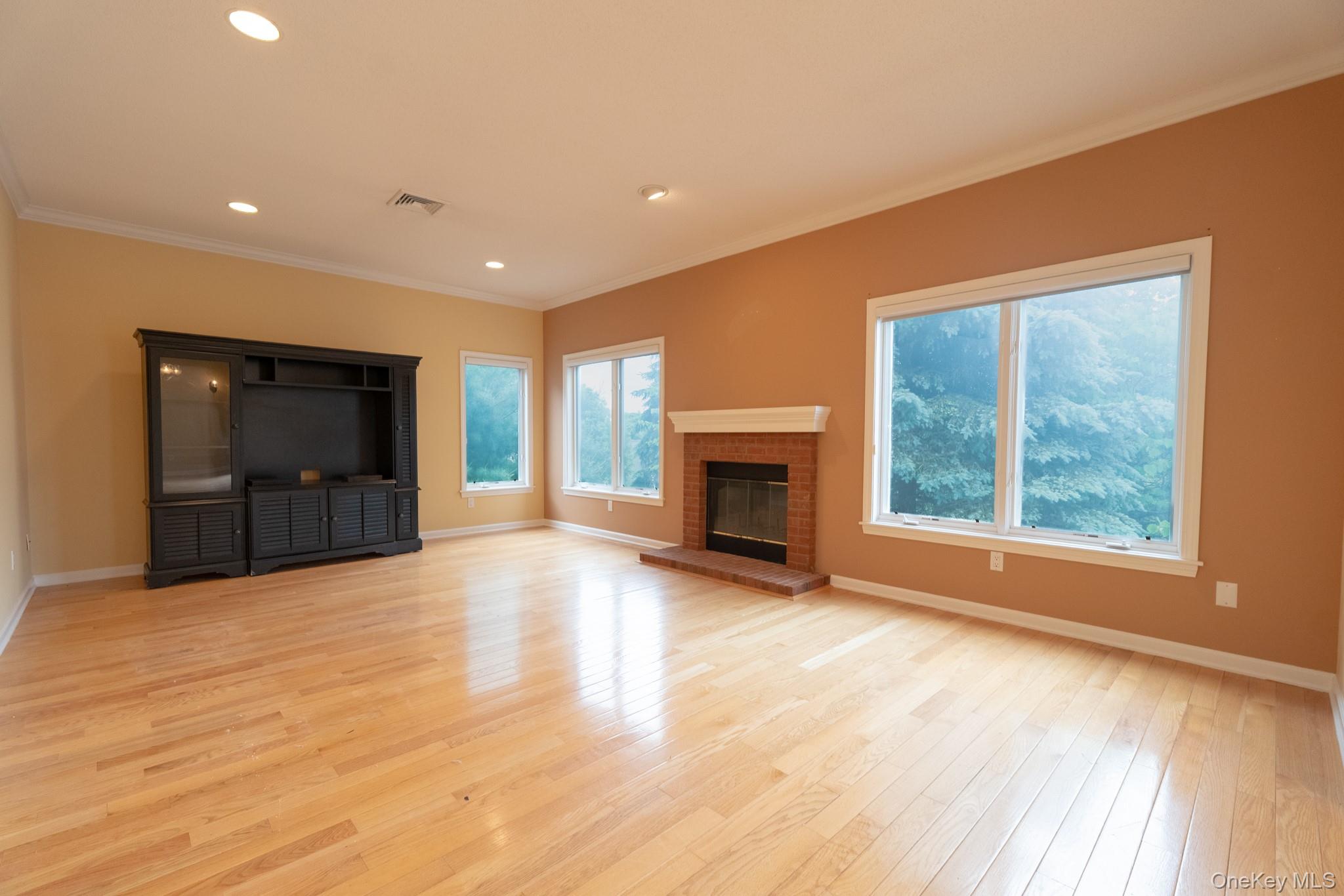 879 Heritage Hills Unit: B