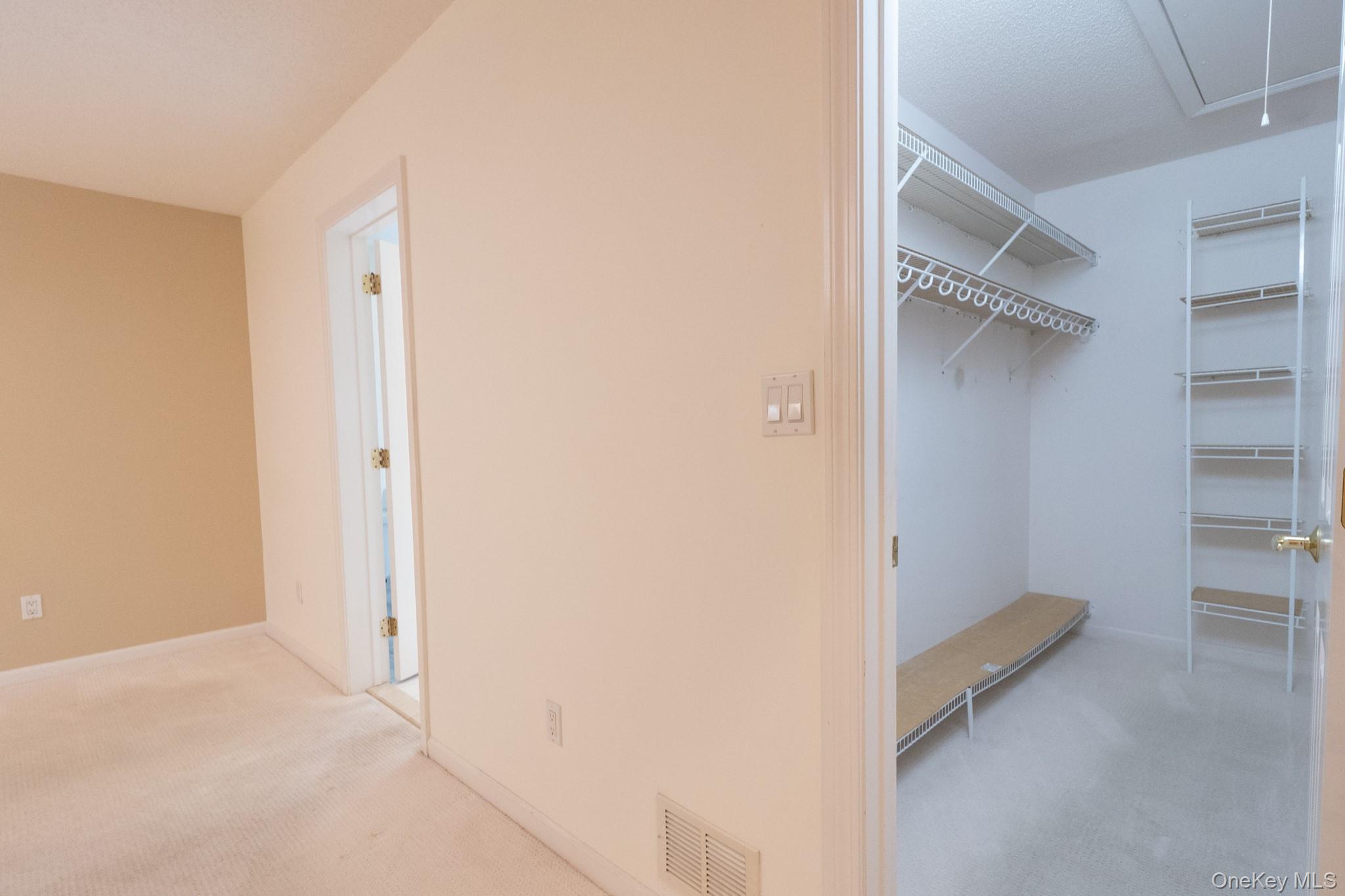 879 Heritage Hills Unit: B