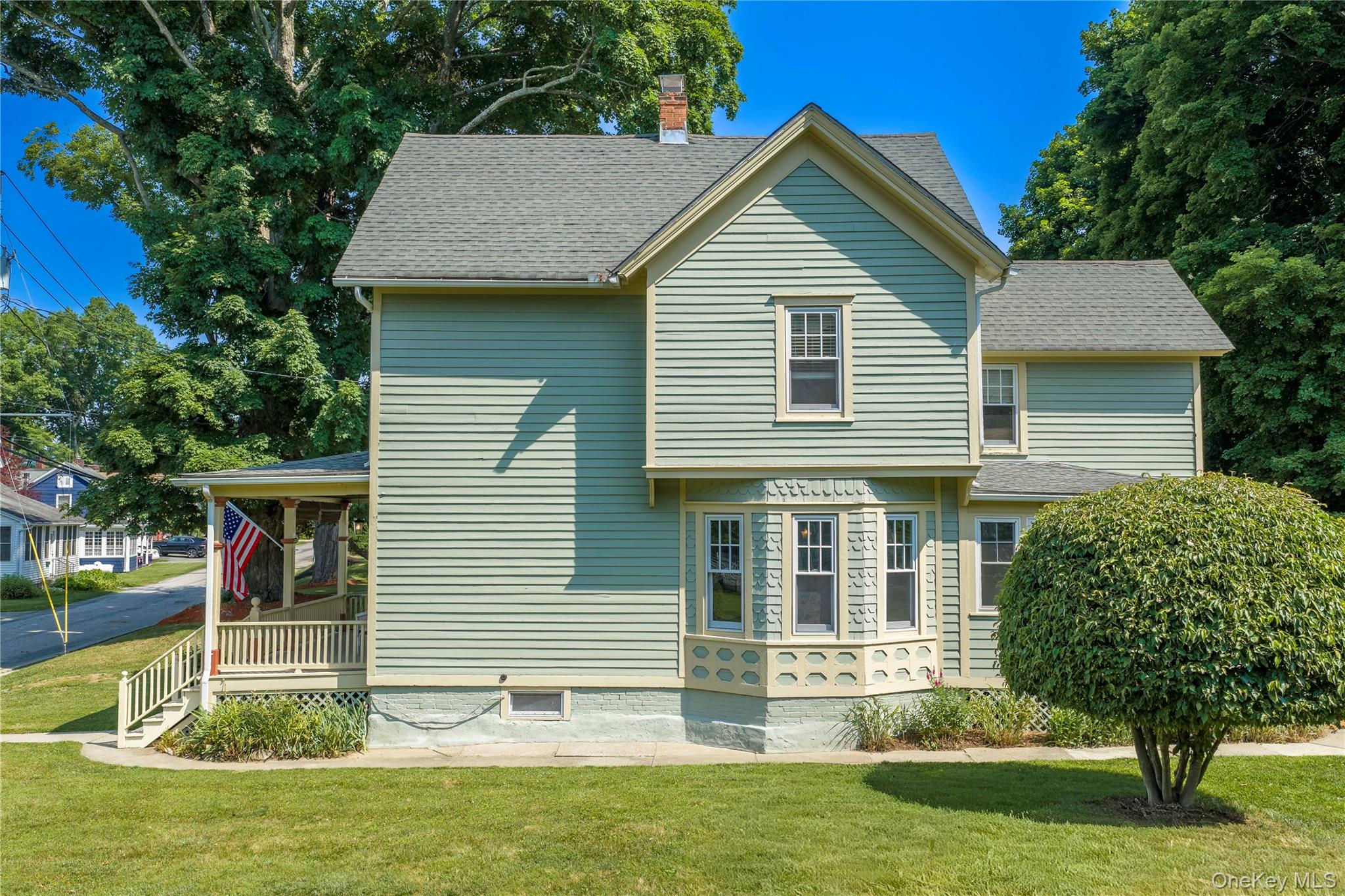 17 Spring Street