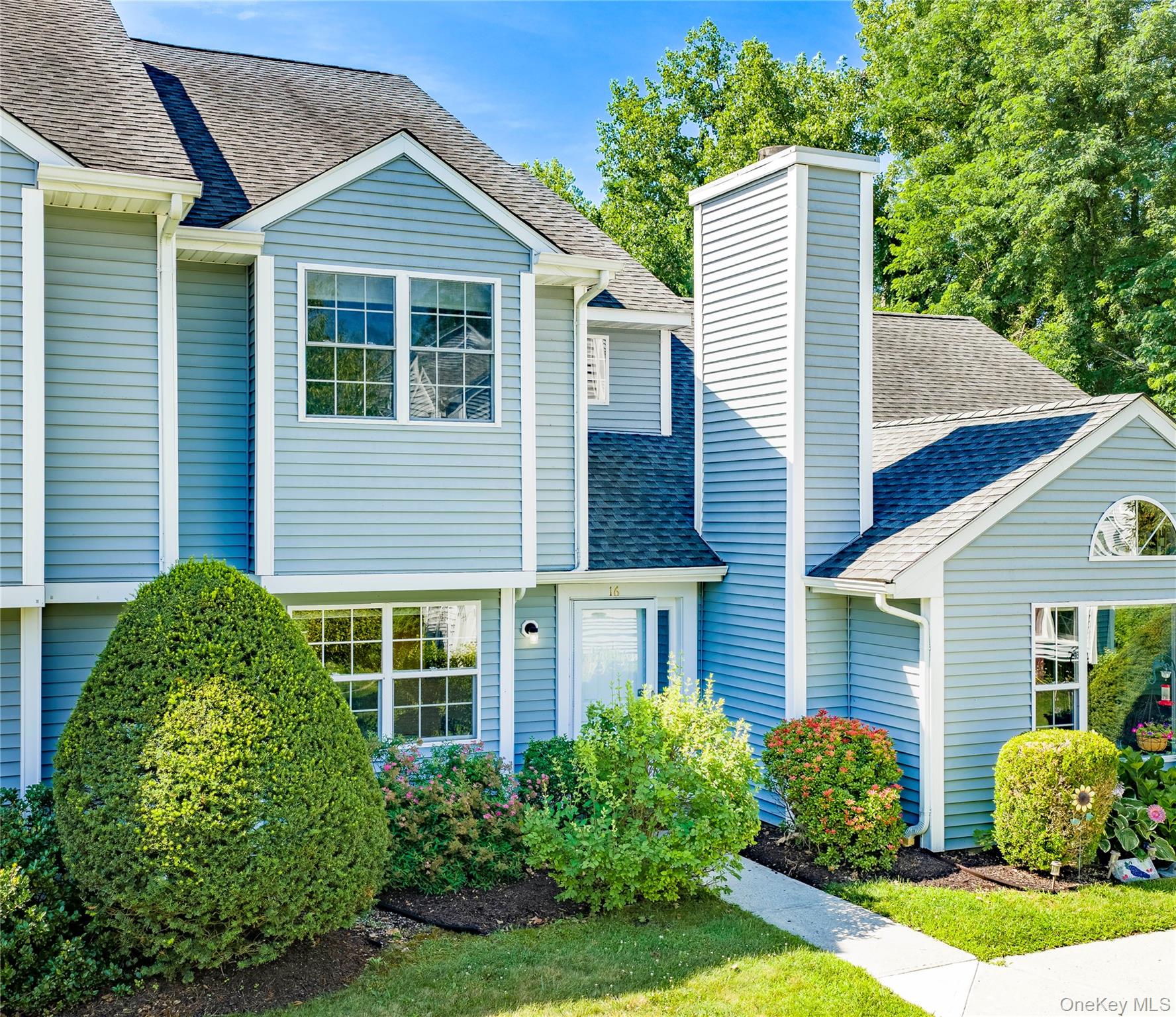 16 Evergreen Way