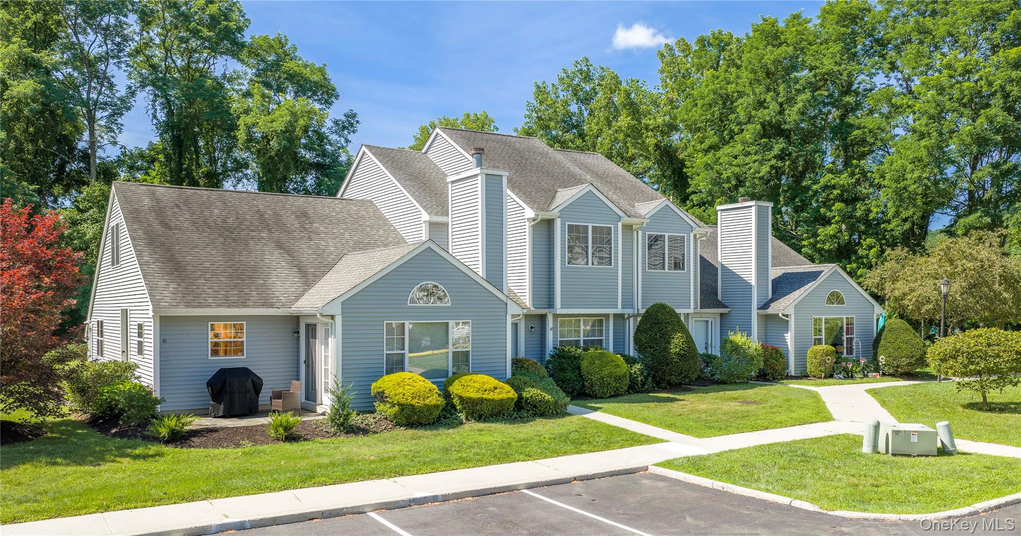 16 Evergreen Way