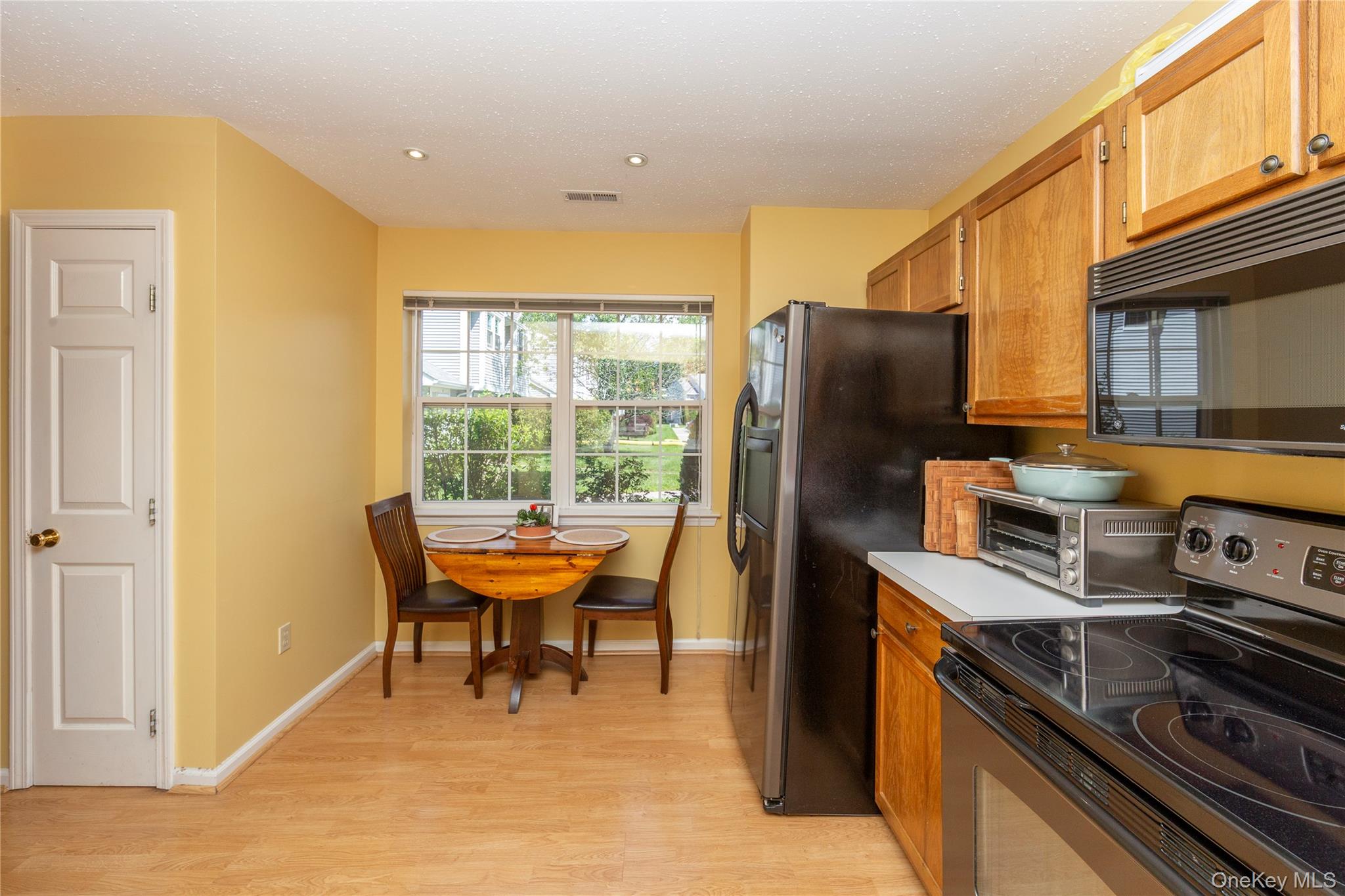 16 Evergreen Way