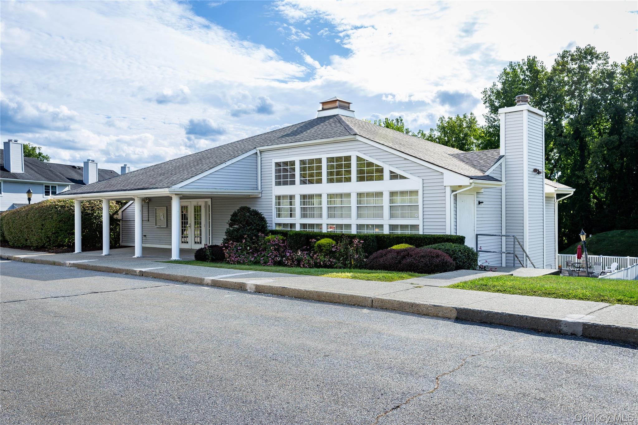 16 Evergreen Way