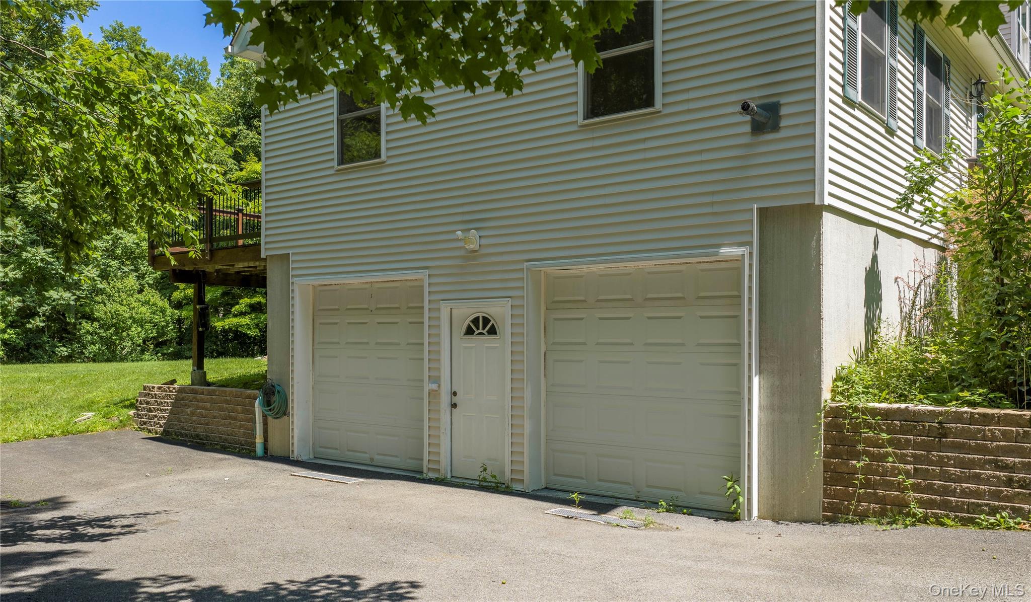 22 Hickory Lane