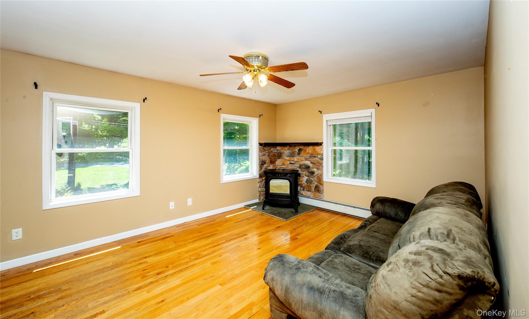 22 Hickory Lane
