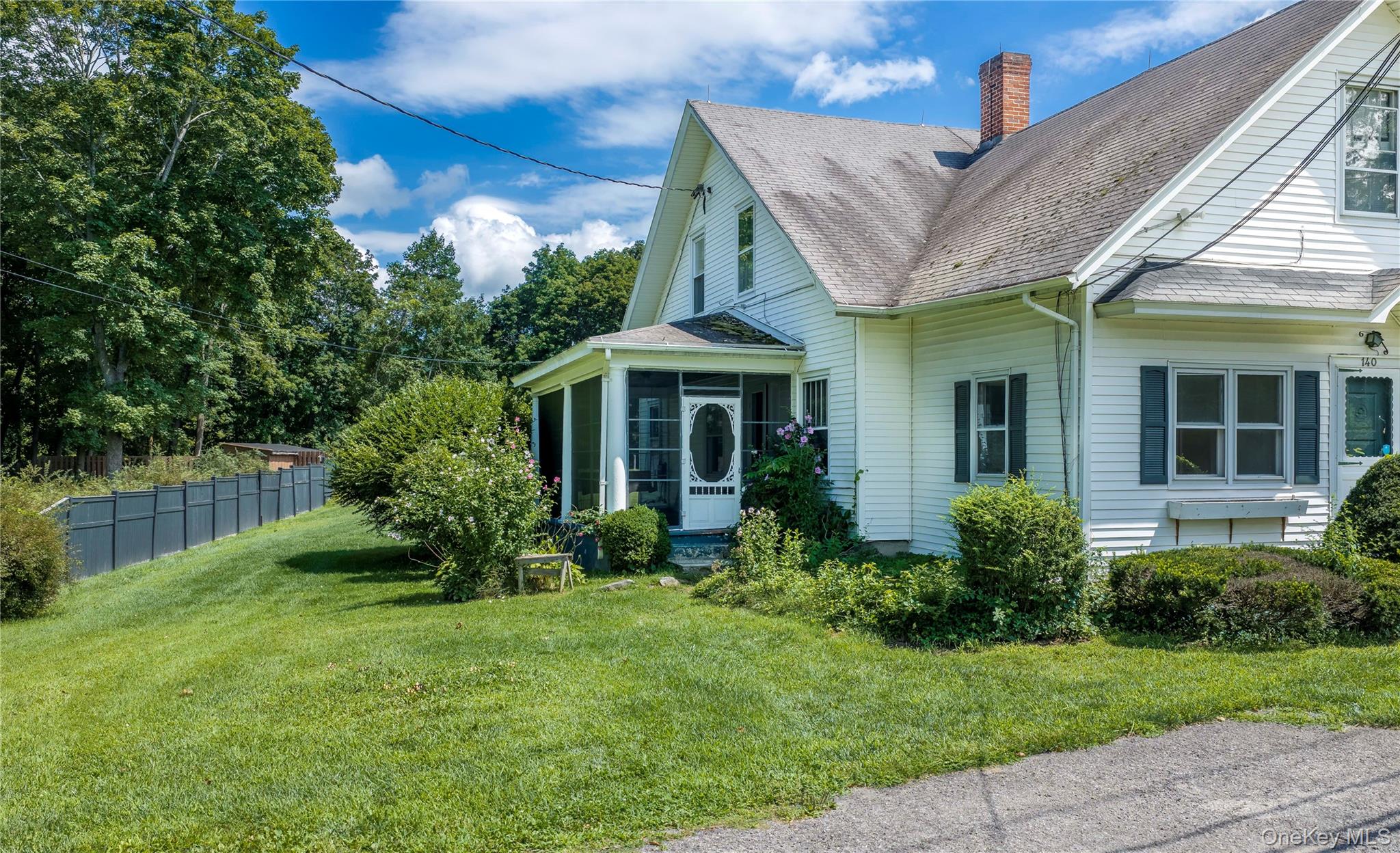 140 E Main Street Unit: 1
