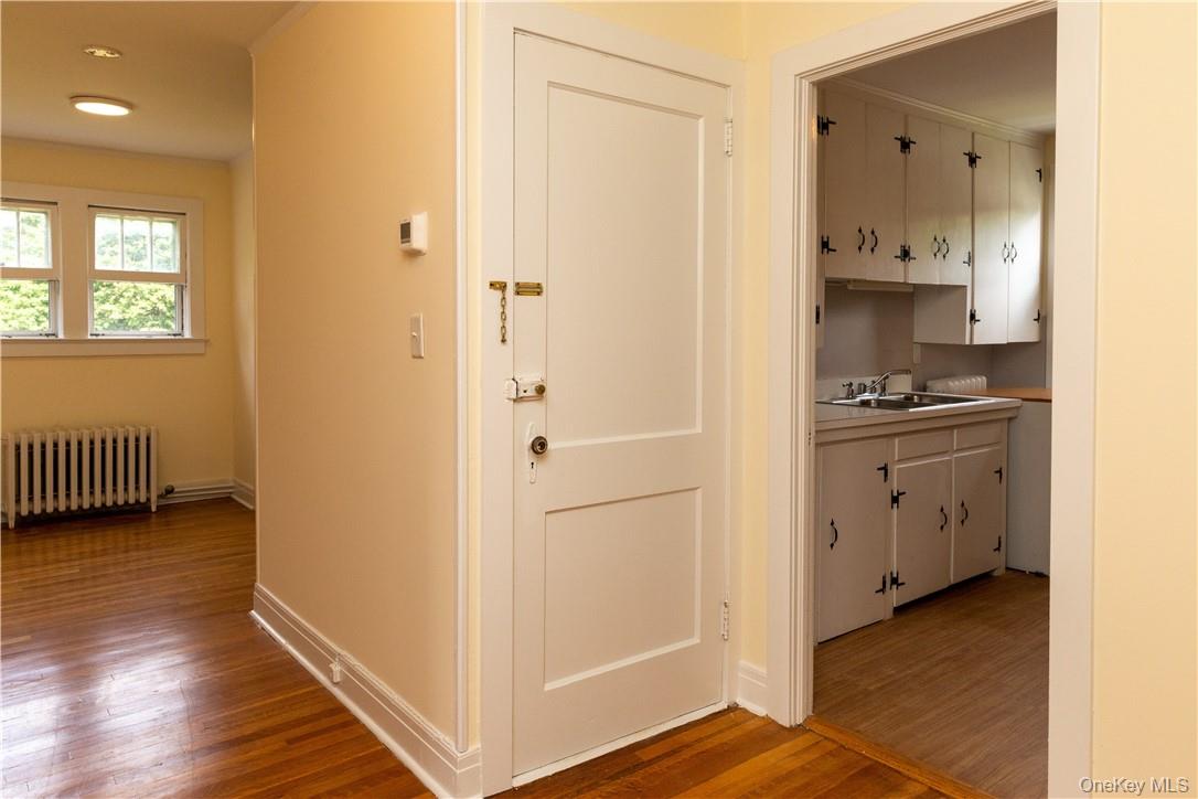 140 E Main Street Unit: 2