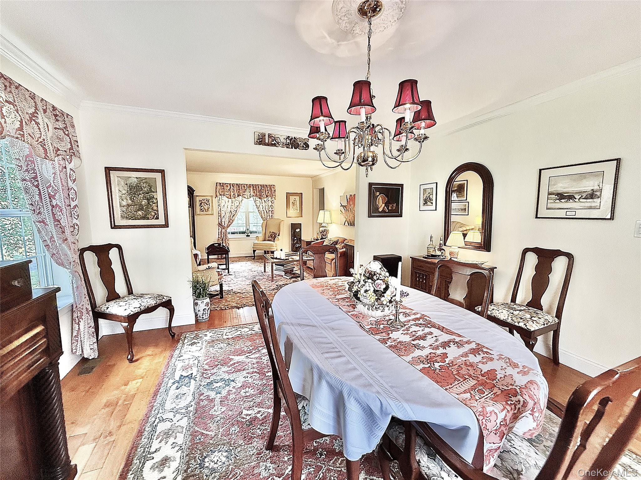 41 W Deer Trail