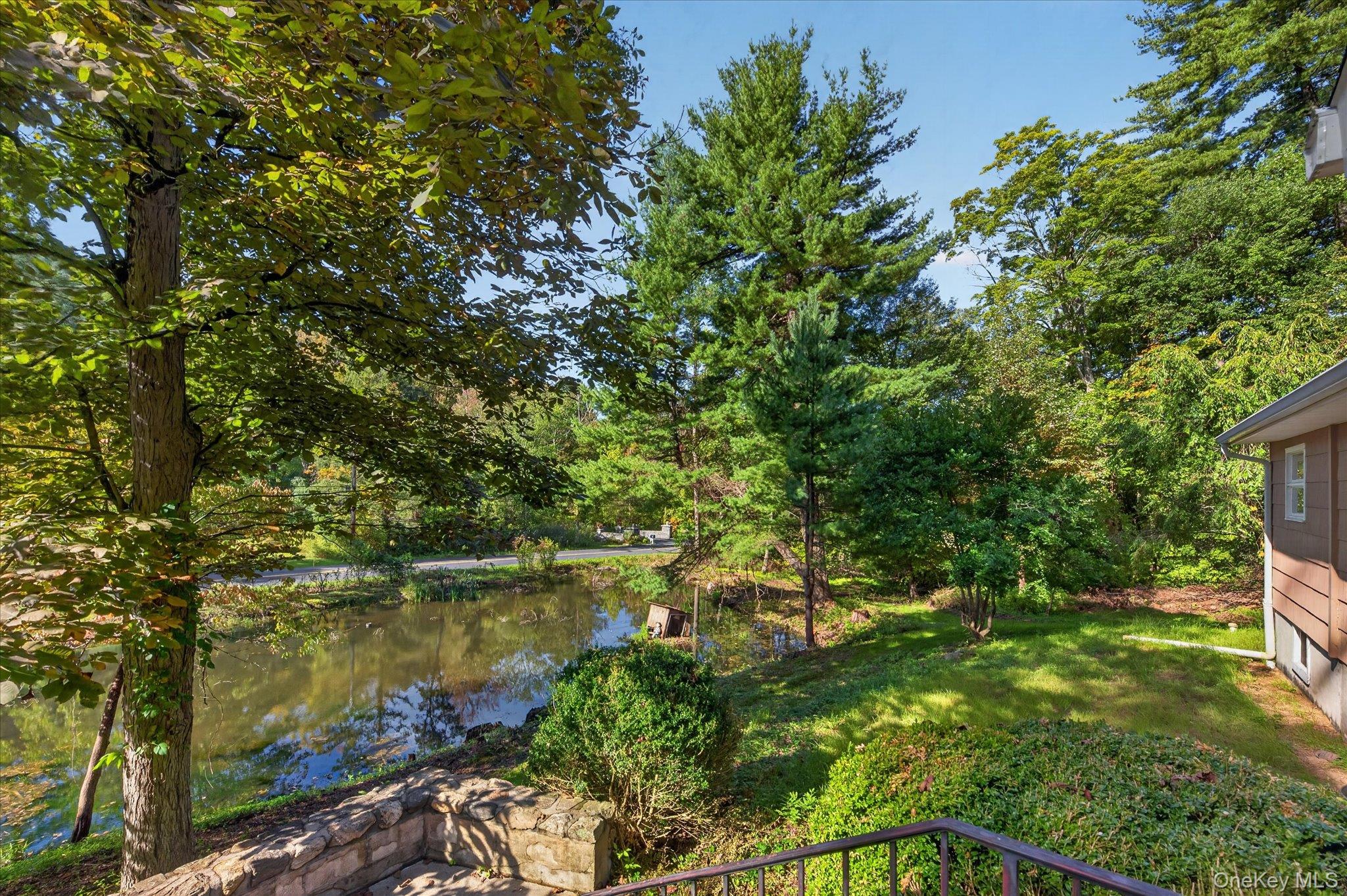 109 Pines Bridge Road