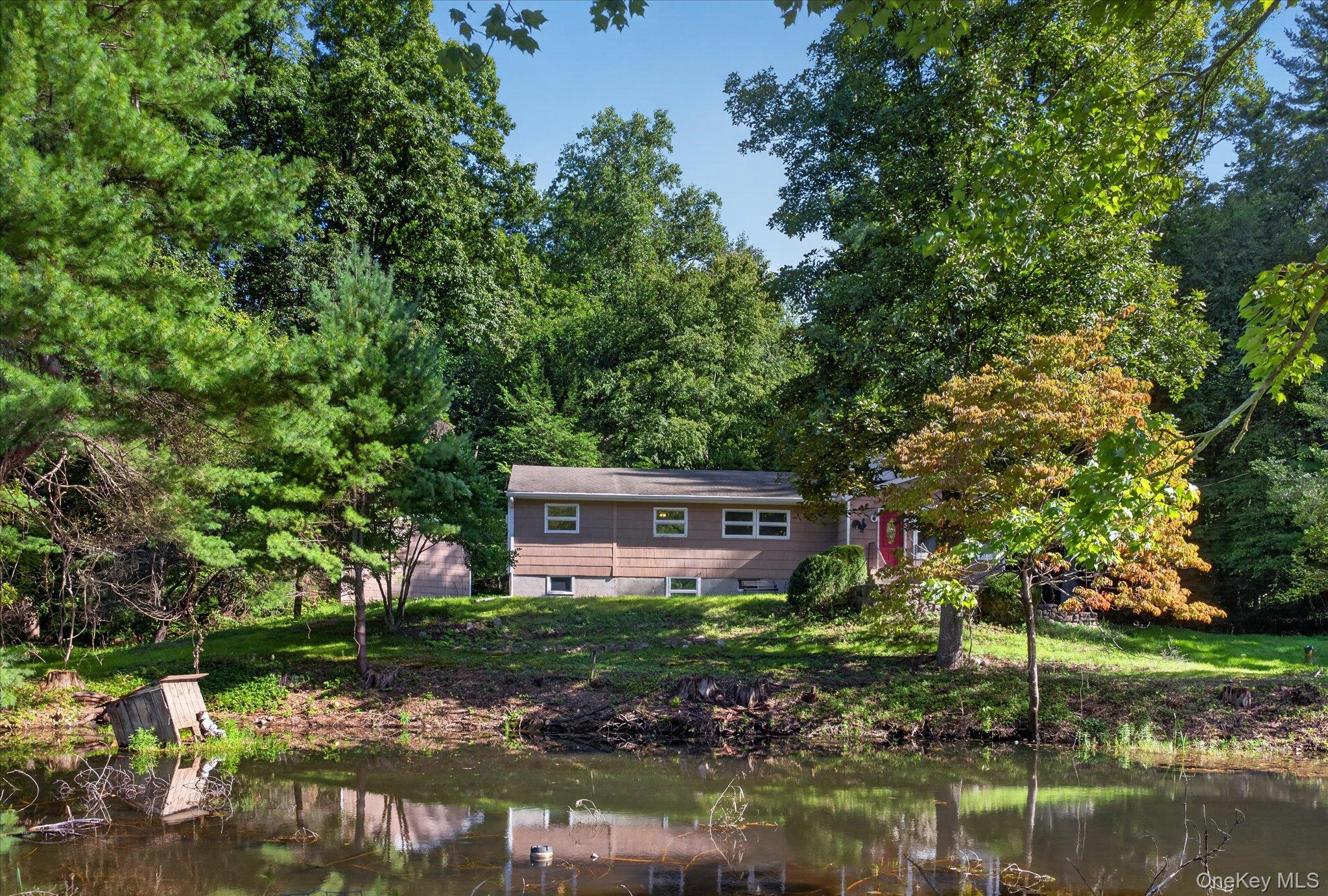 109 Pines Bridge Road