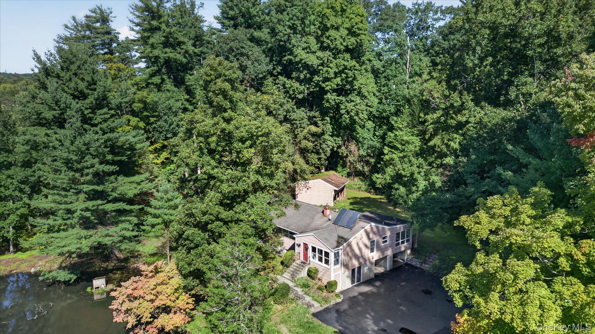 109 Pines Bridge Road