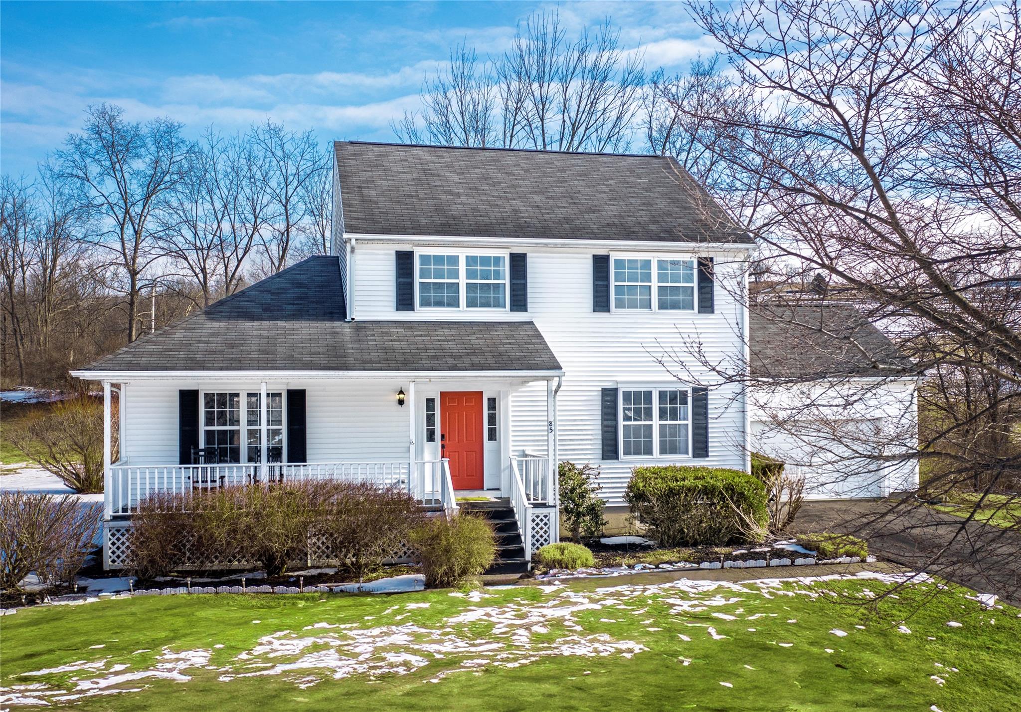 85 W Deer Trail