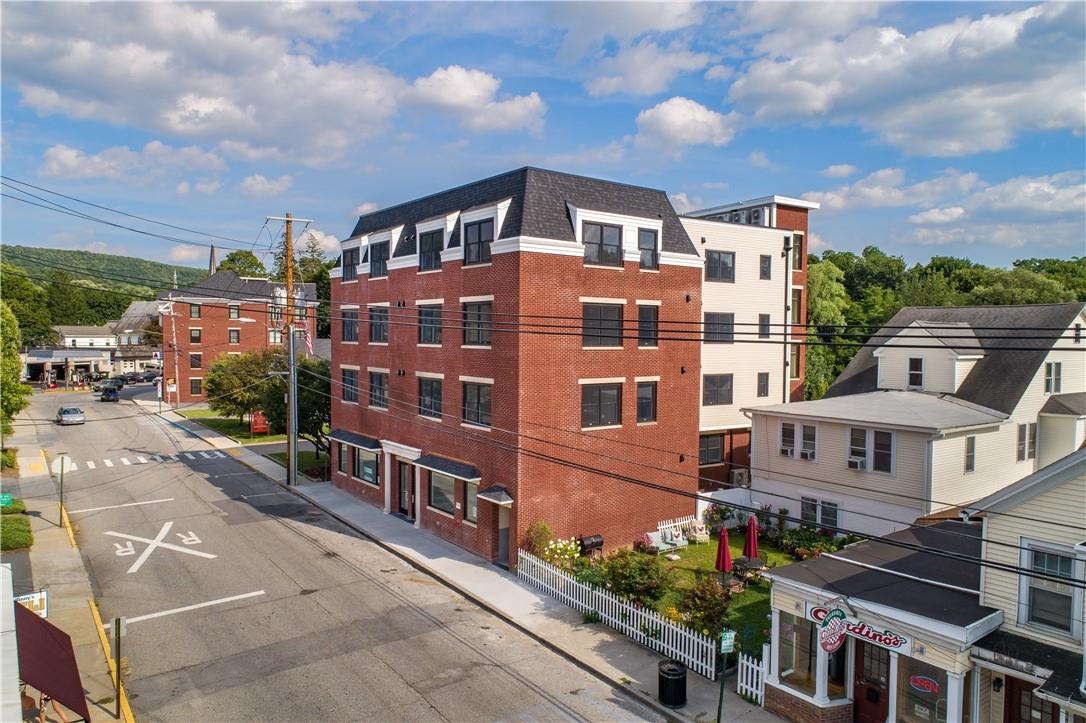 23 E Main Street Unit: 3D