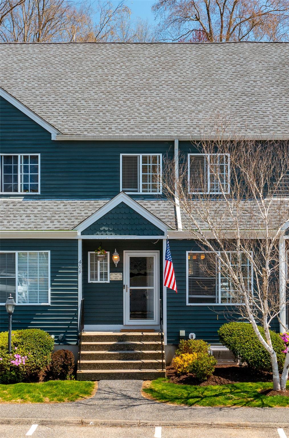 404 Kensington Court