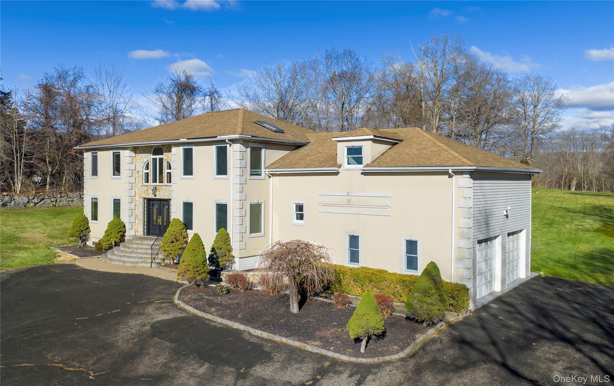 9 Caroline Drive