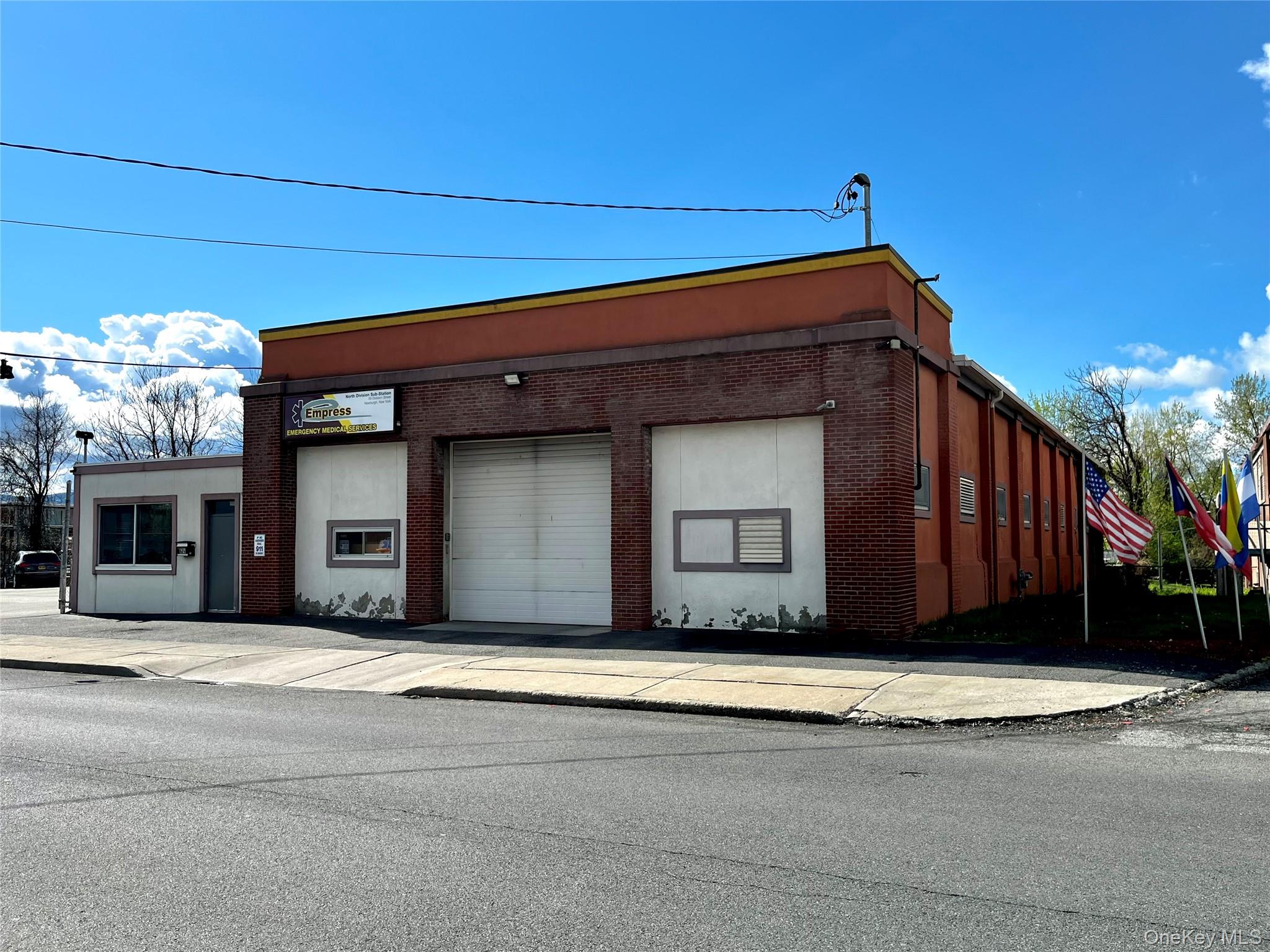 69 Dickson Street