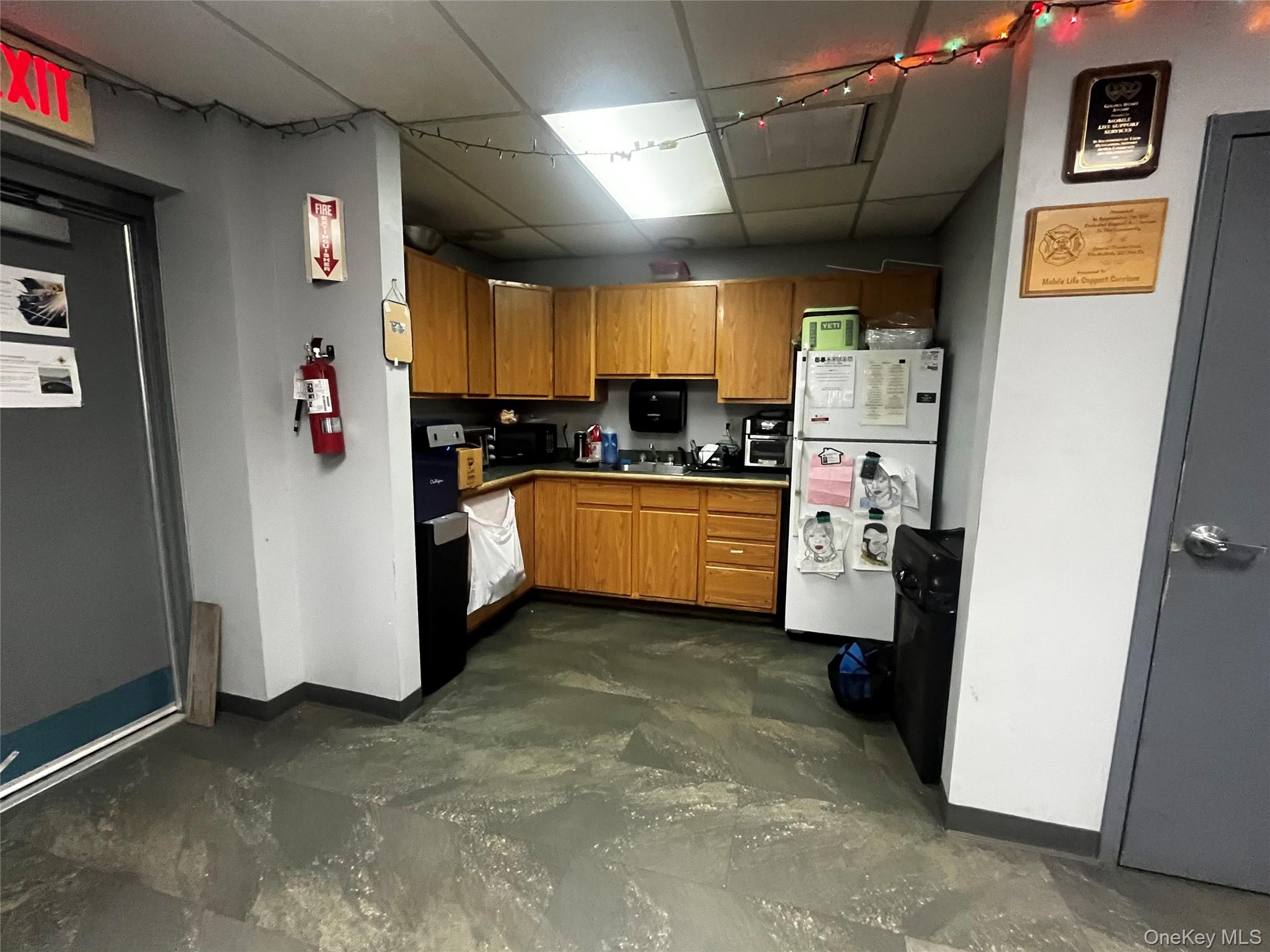 31-59 Peach Place
